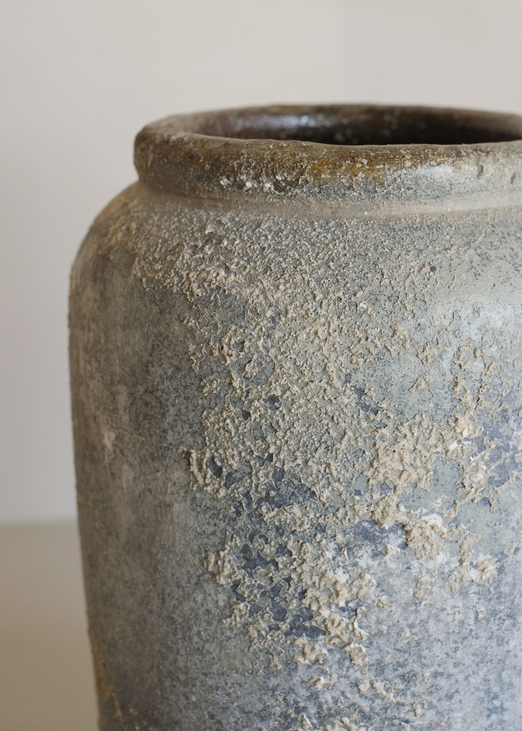 Ayva Antique Vase / Terracotta