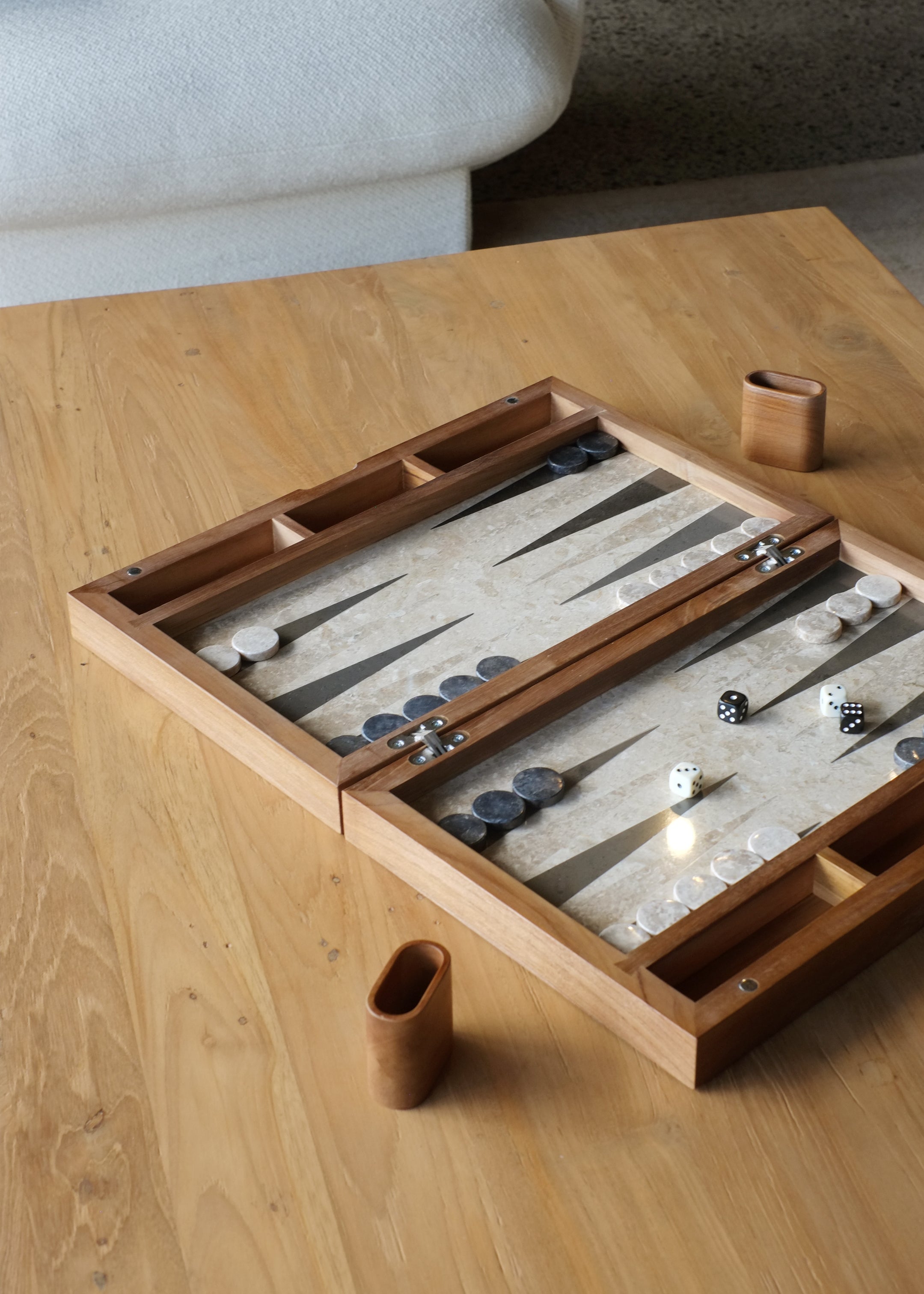 Maku Marble Backgammon / Cream and Black