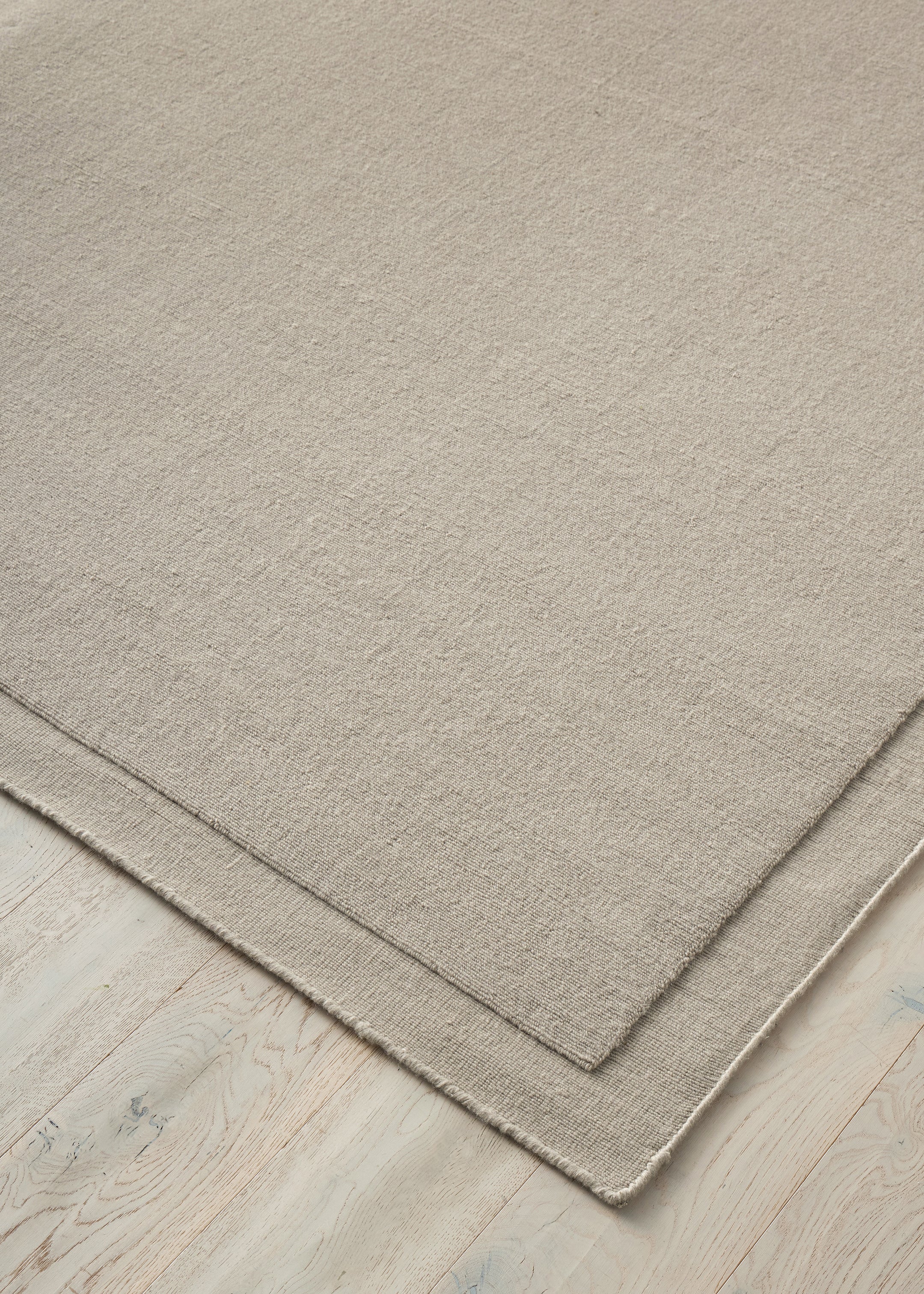Cassio Floor Rug / Fog
