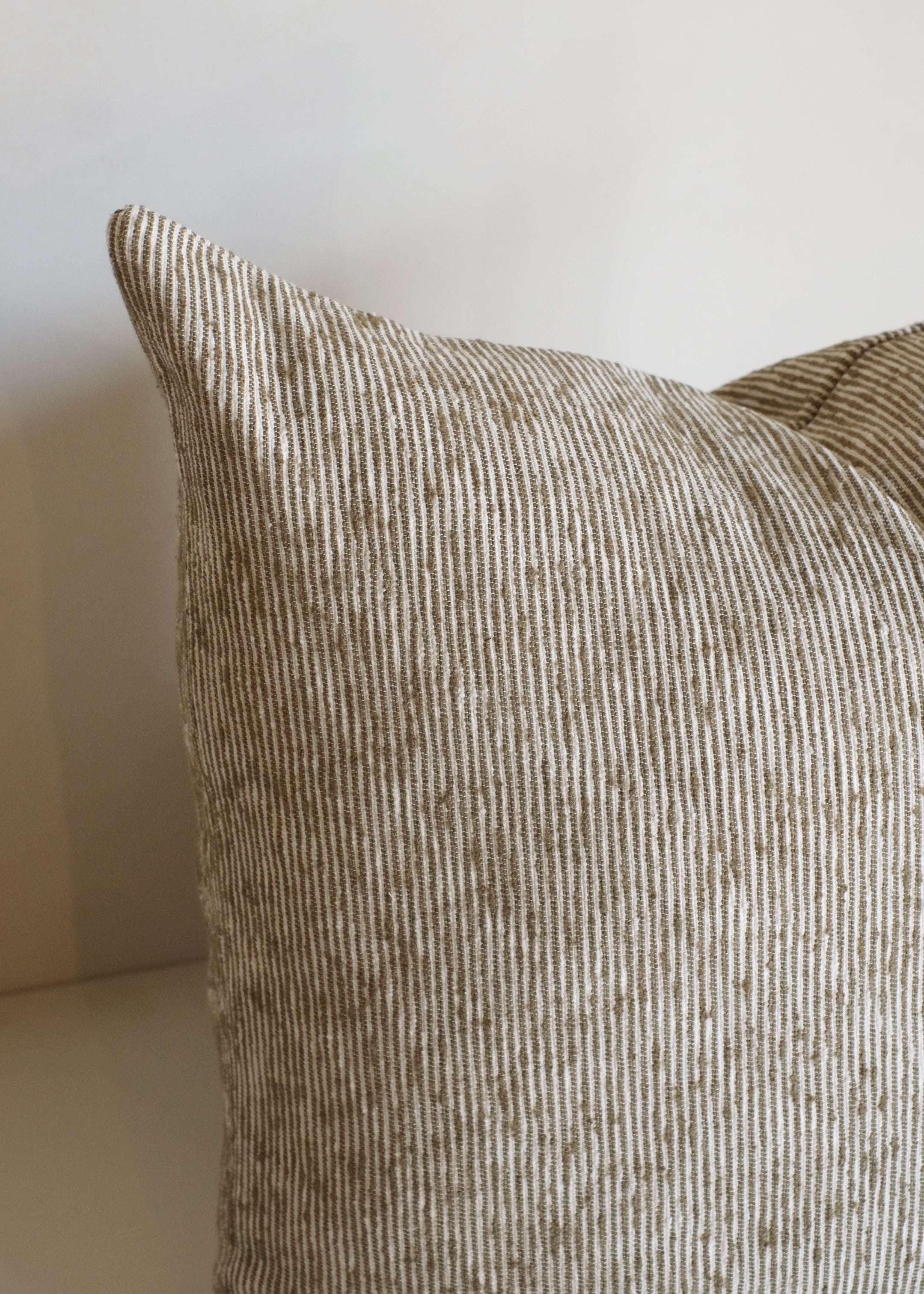 Dalton Cushion Cover / Olive