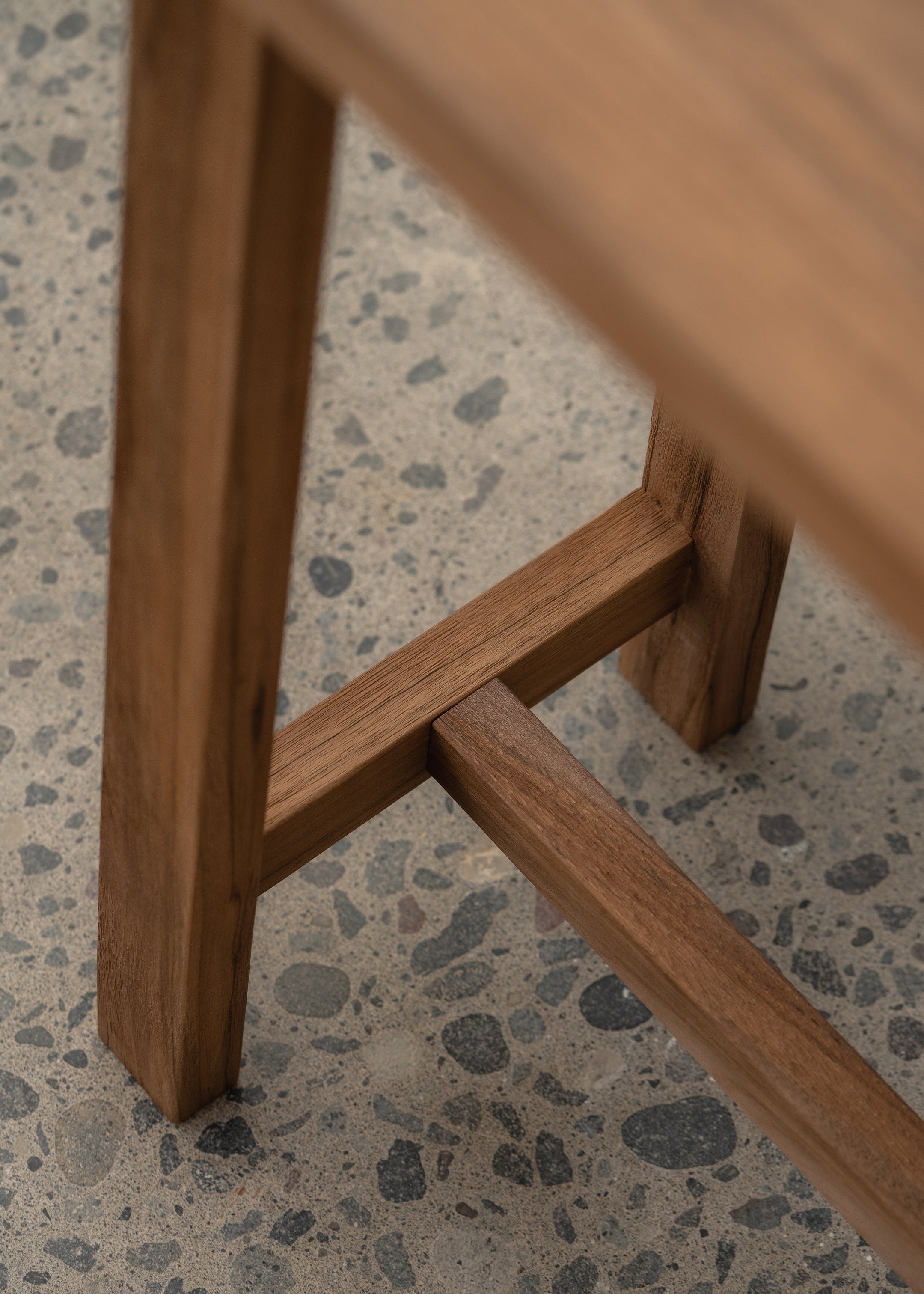 Jenna Console / Dark Teak