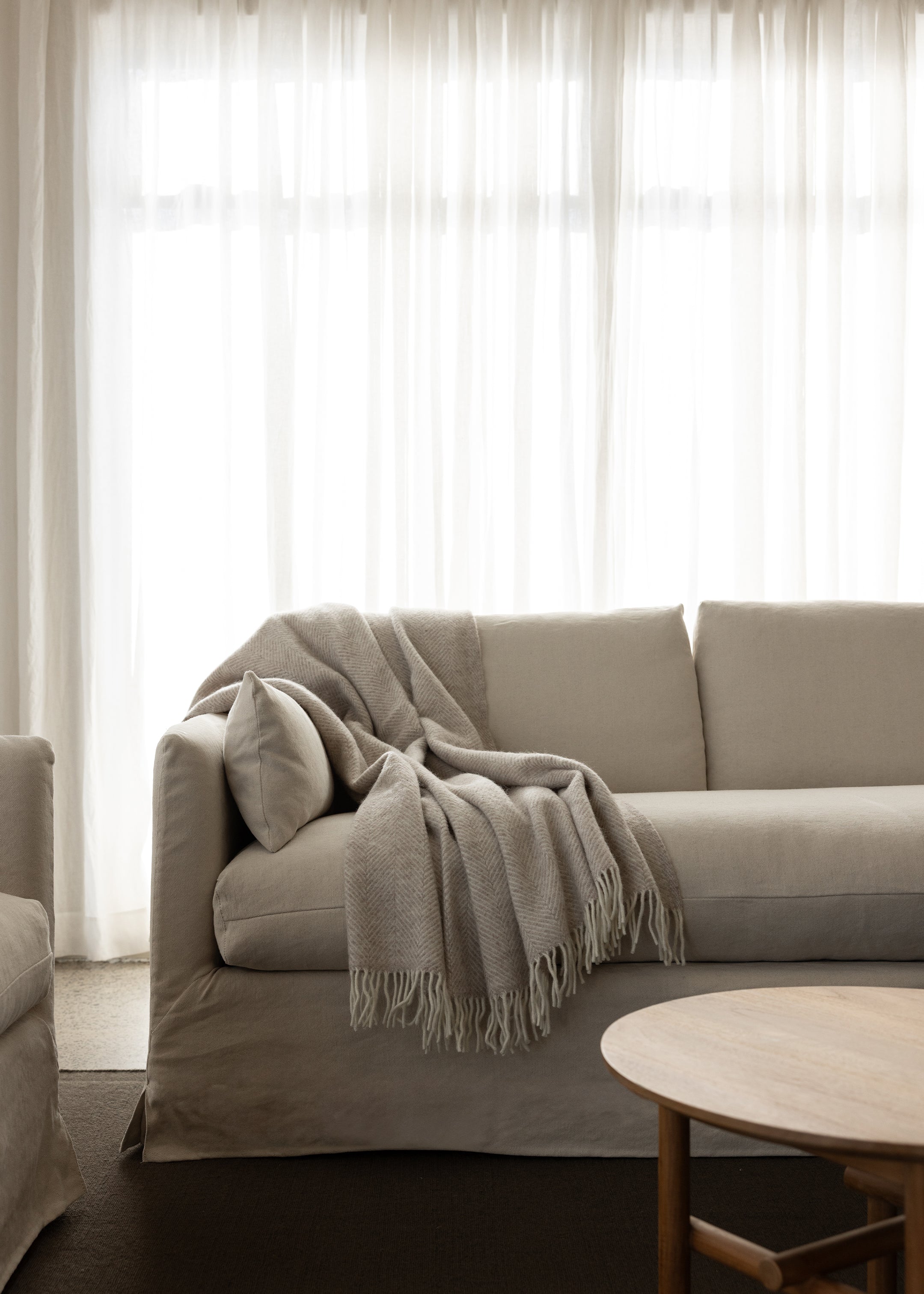 Magnus Wool Throw / Quartz