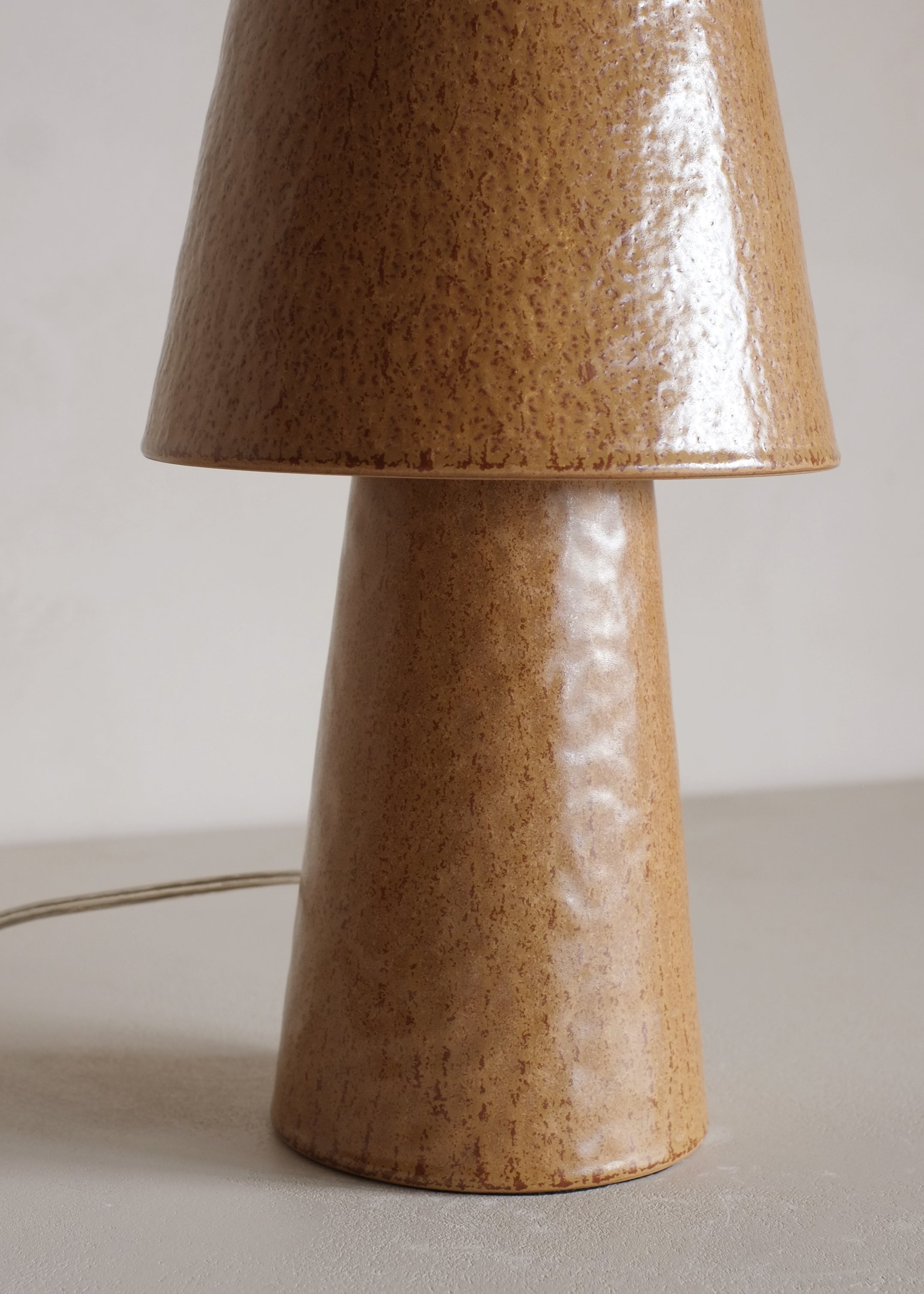 Nelli Table Lamp / Rust