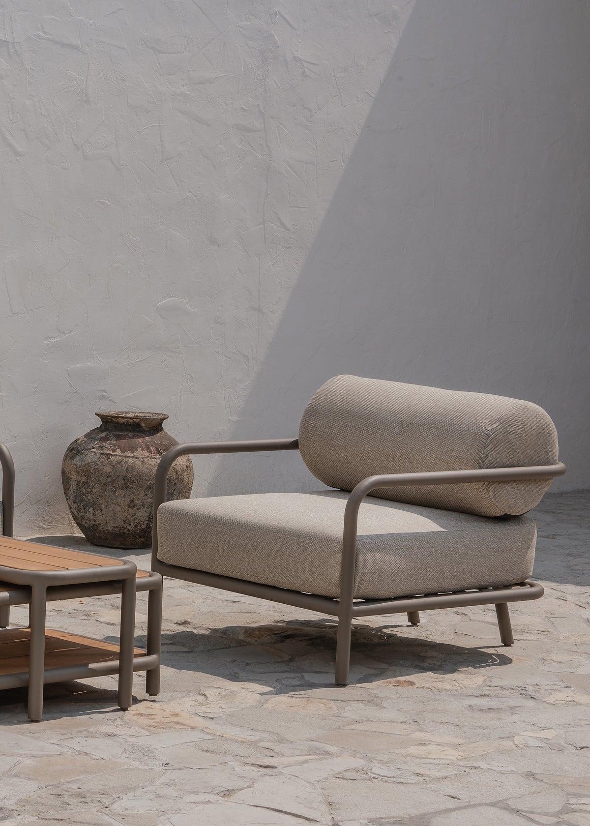 Porto Outdoor Armchair / Khaki