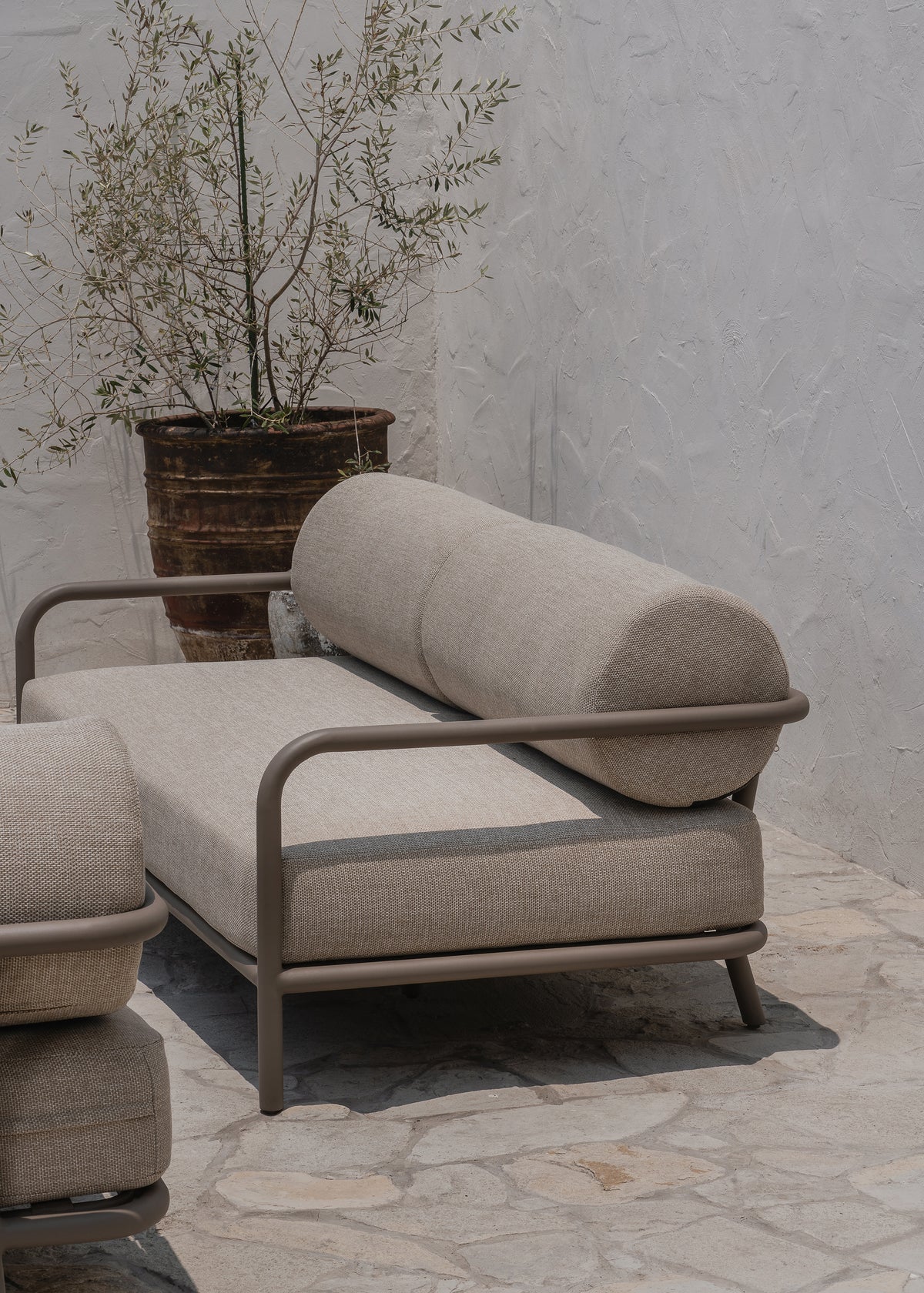 Porto Outdoor Sofa / Khaki