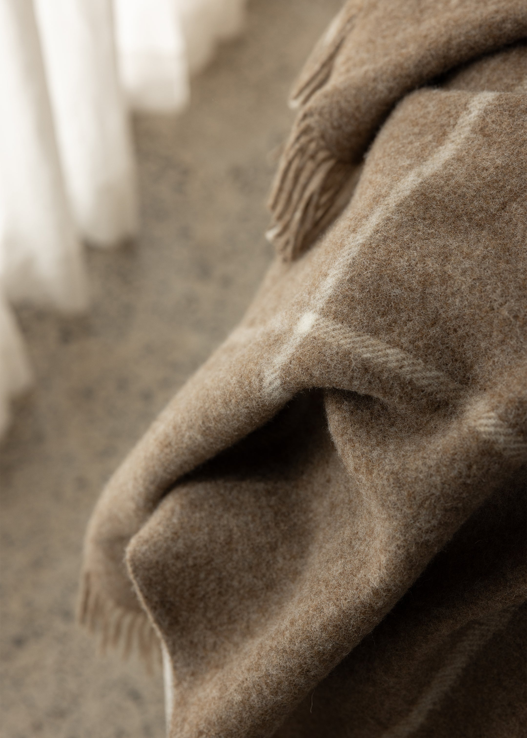 Ranfurly Wool Throw / Oak