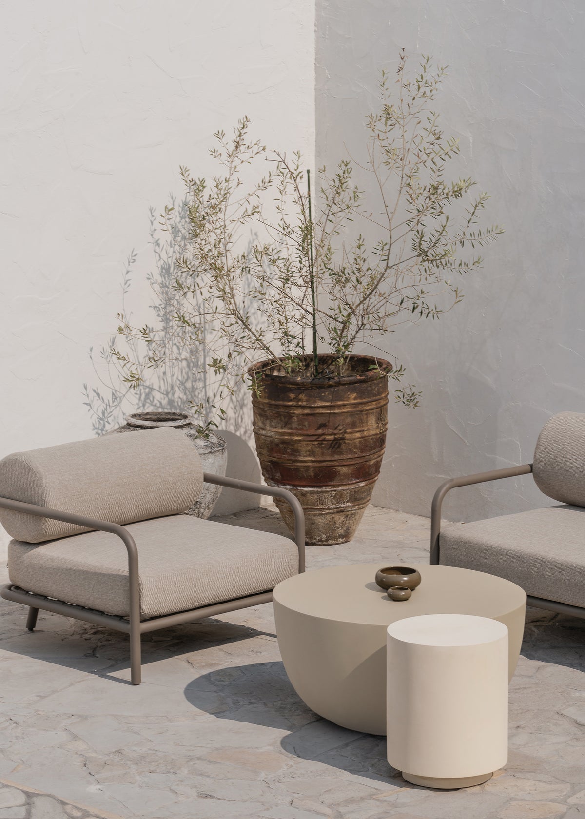 Soren Coffee Table / Smoke