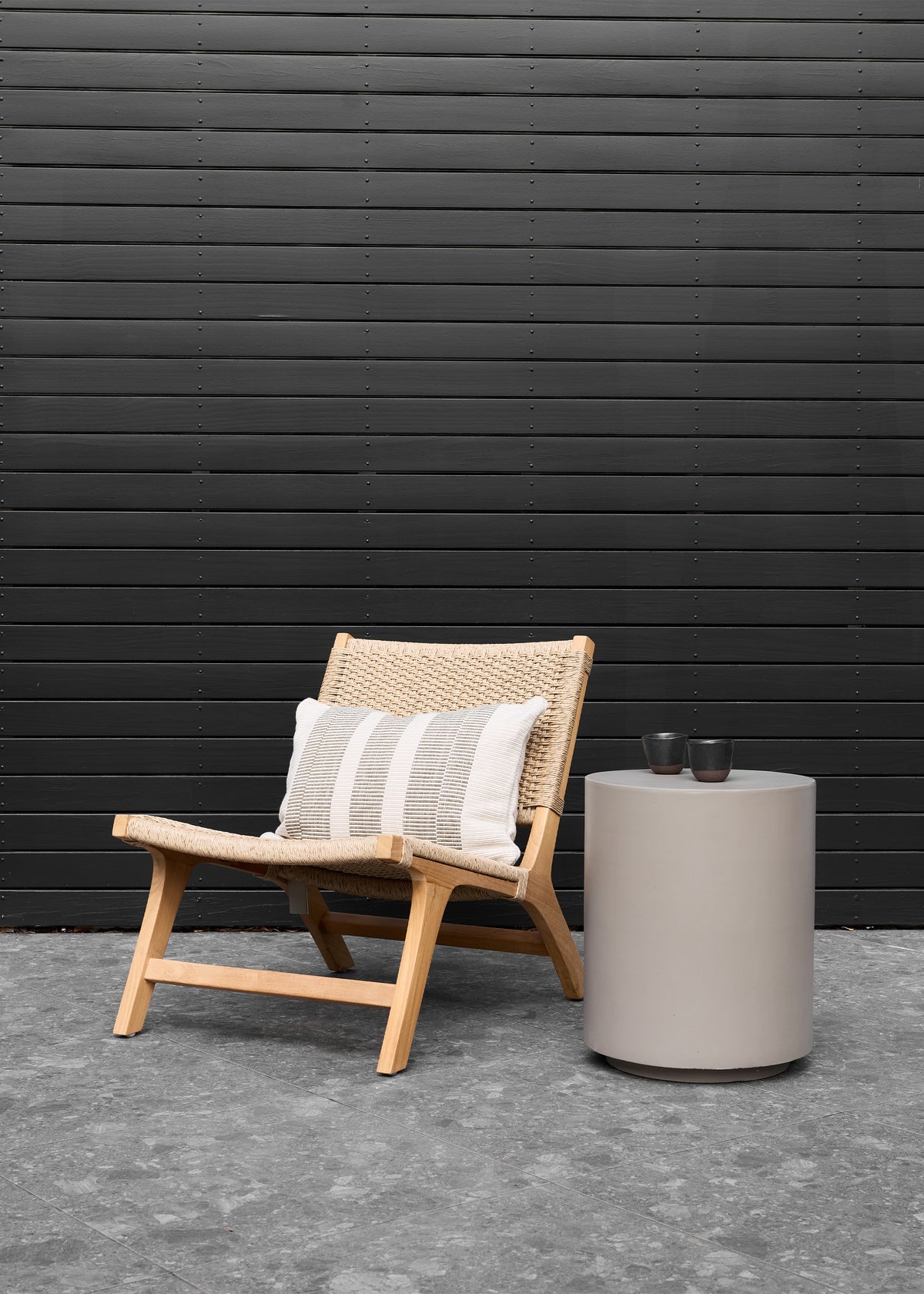 Soren Side Table / Smoke