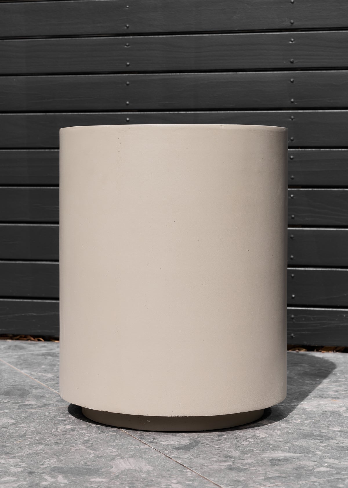 Soren Side Table / Smoke