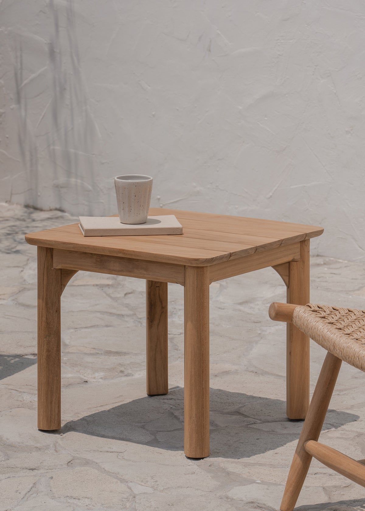 Suri Outdoor Side Table / Natural