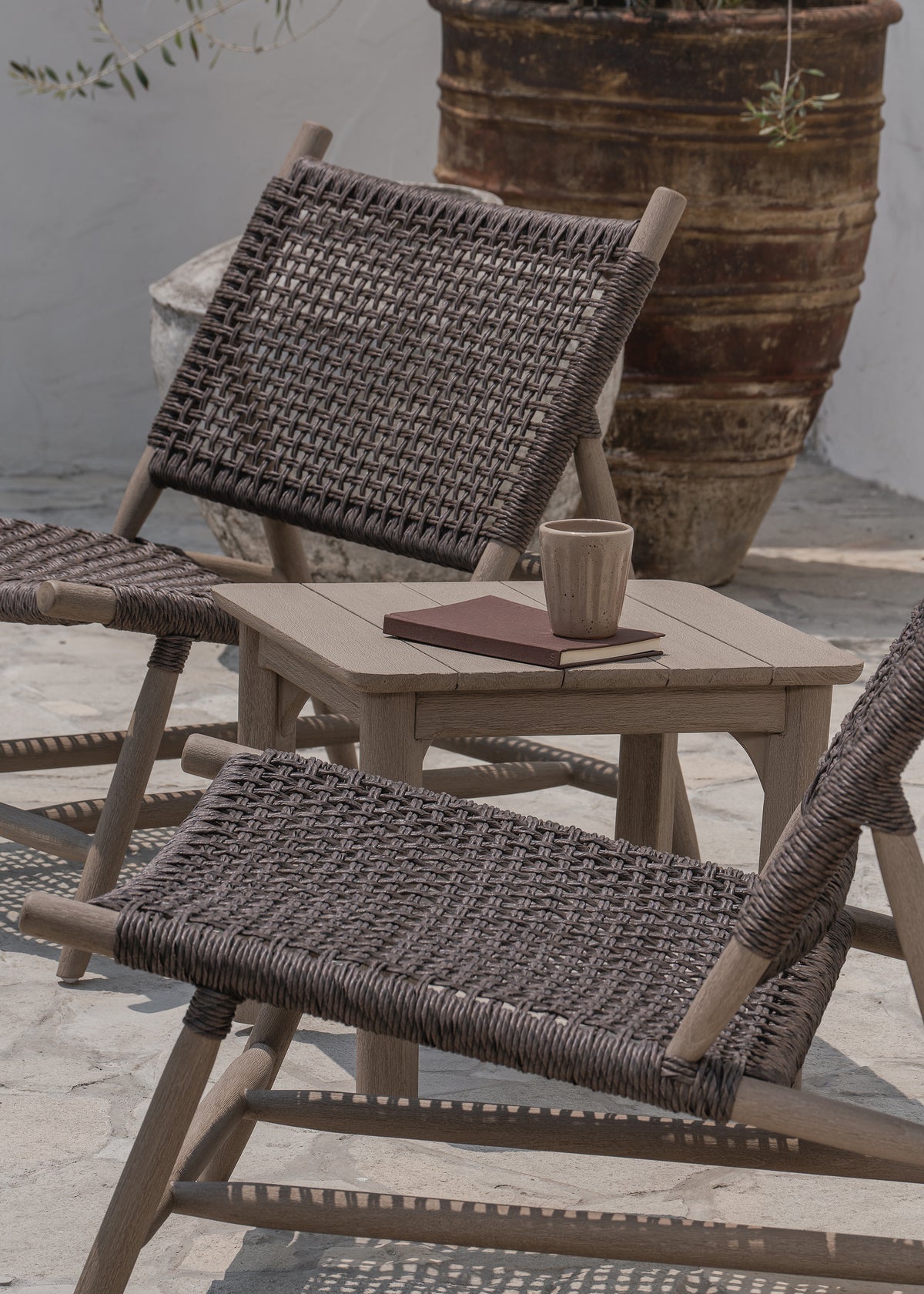 Suri Outdoor Side Table / Khaki
