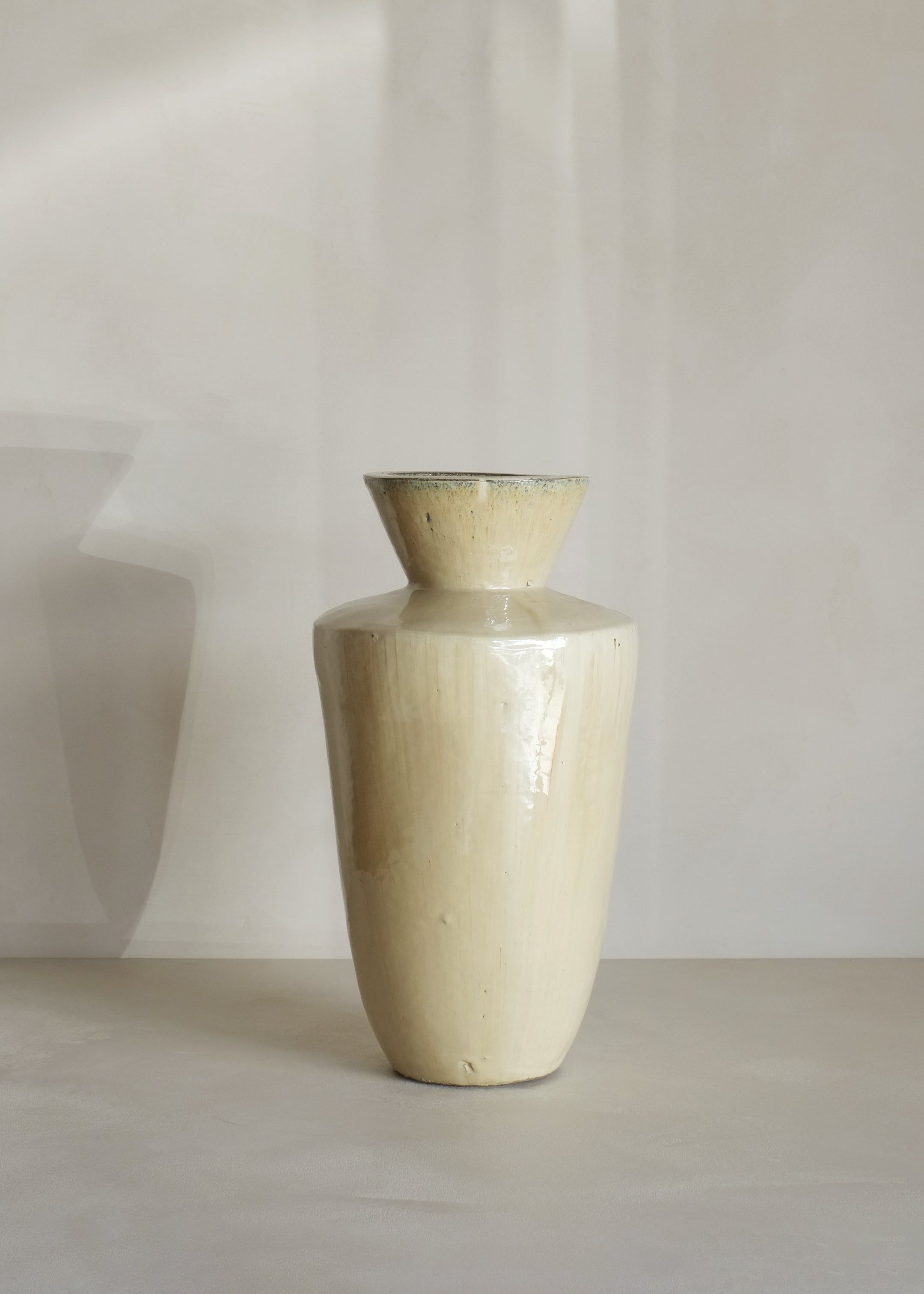 Tara Glazed Vase / Sand
