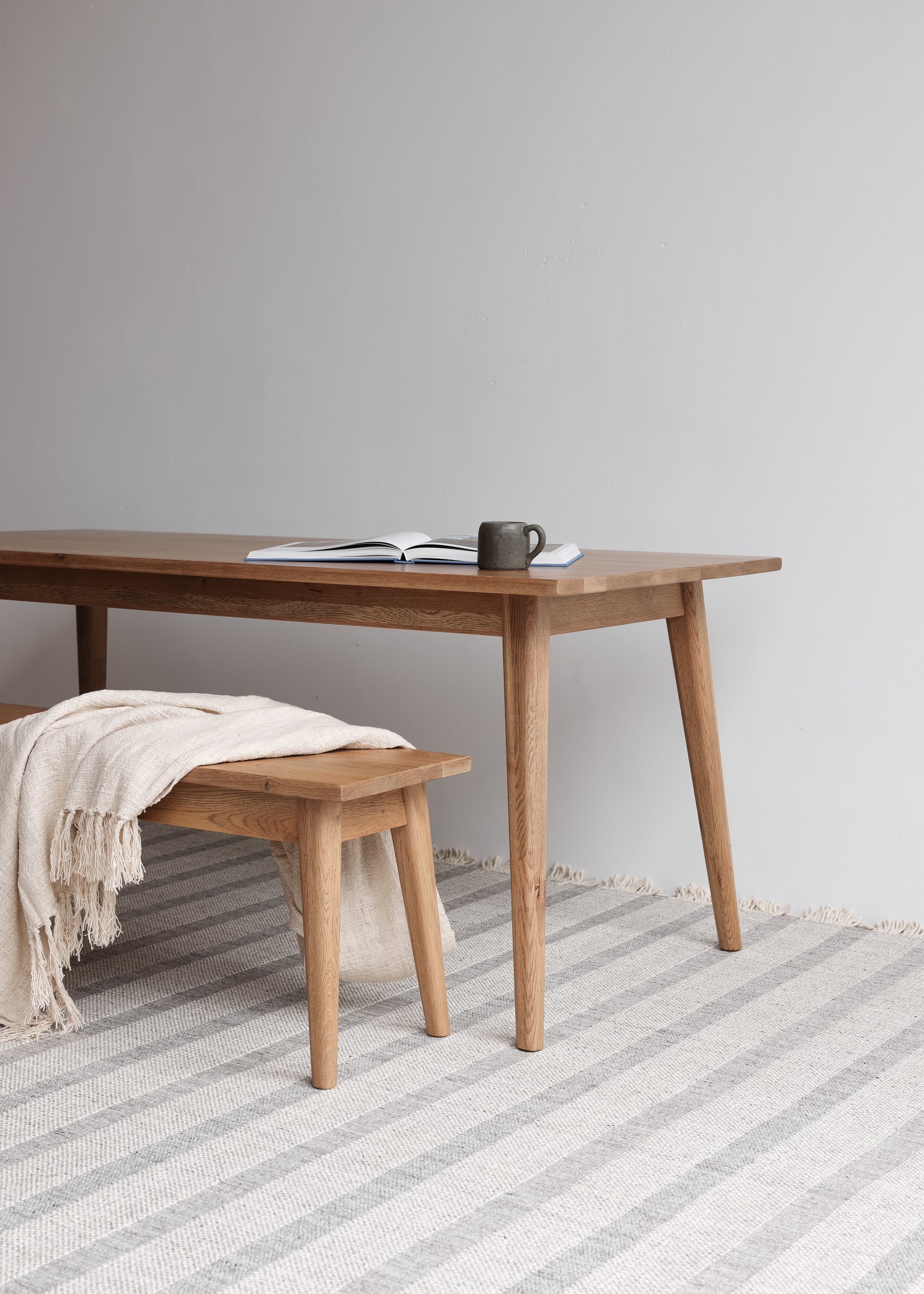 Vaasa Oak Dining Table 180cm / Natural