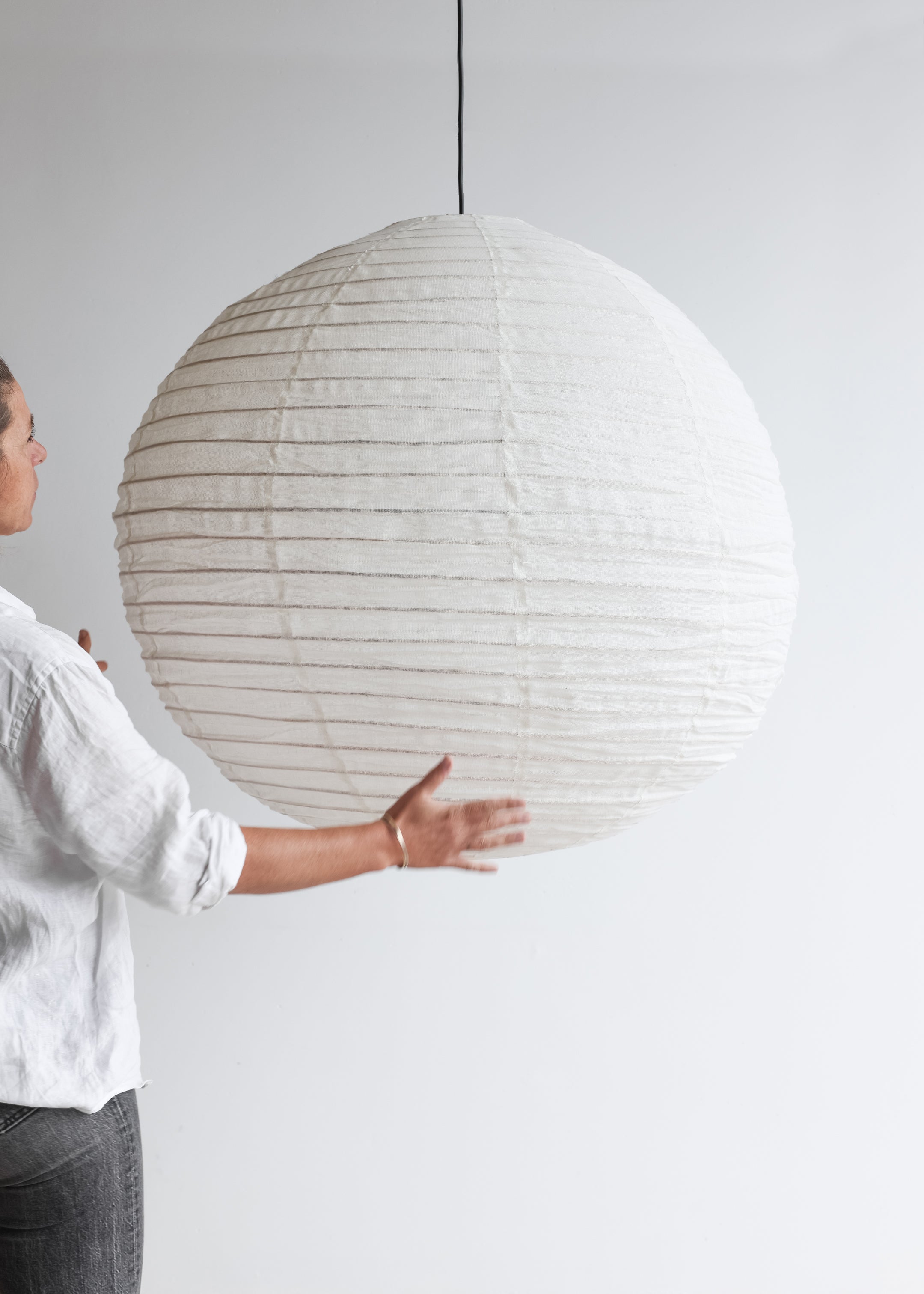 Globe Linen Lantern / Off White