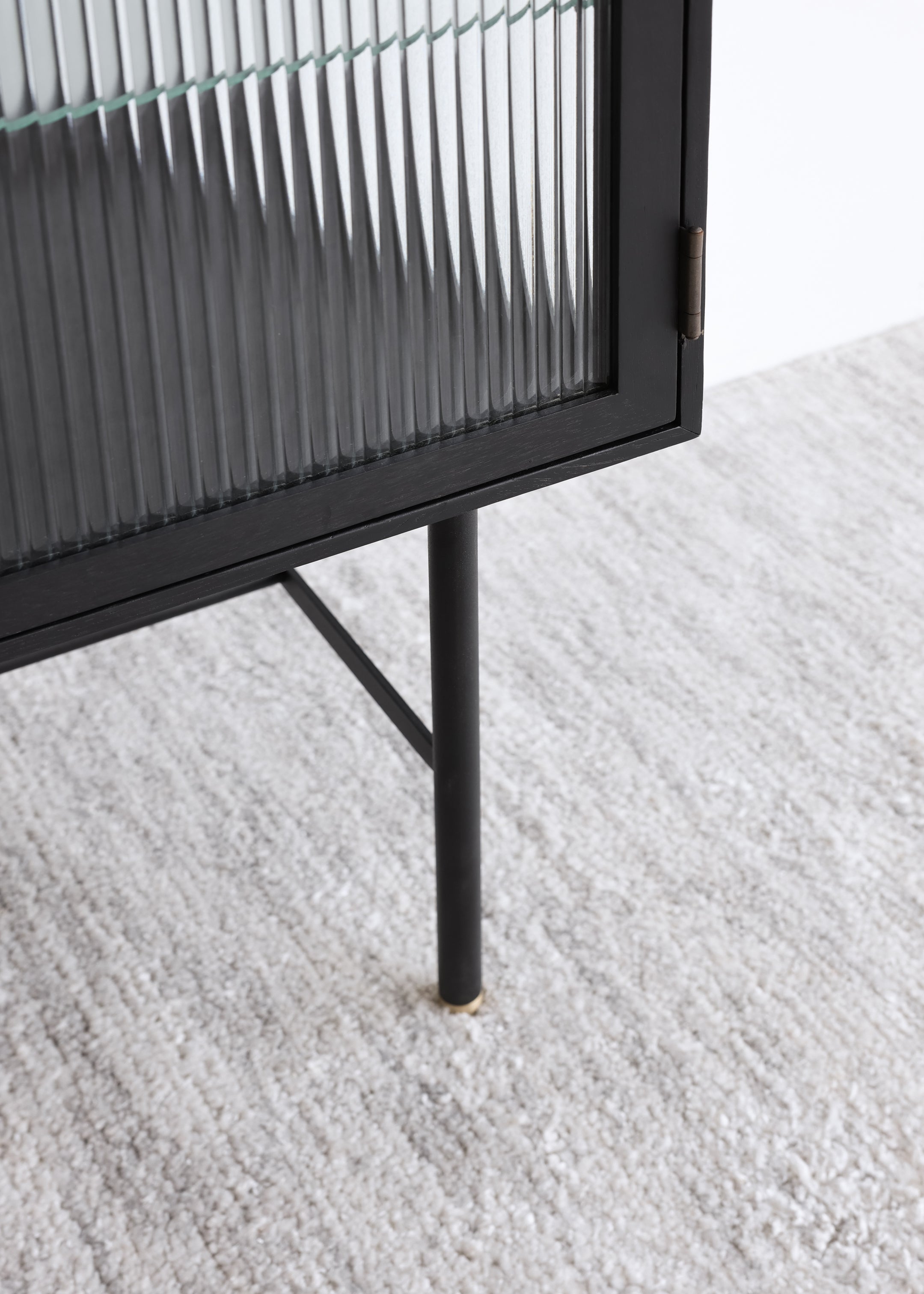 Jacob Fluted Glass Sideboard / Black