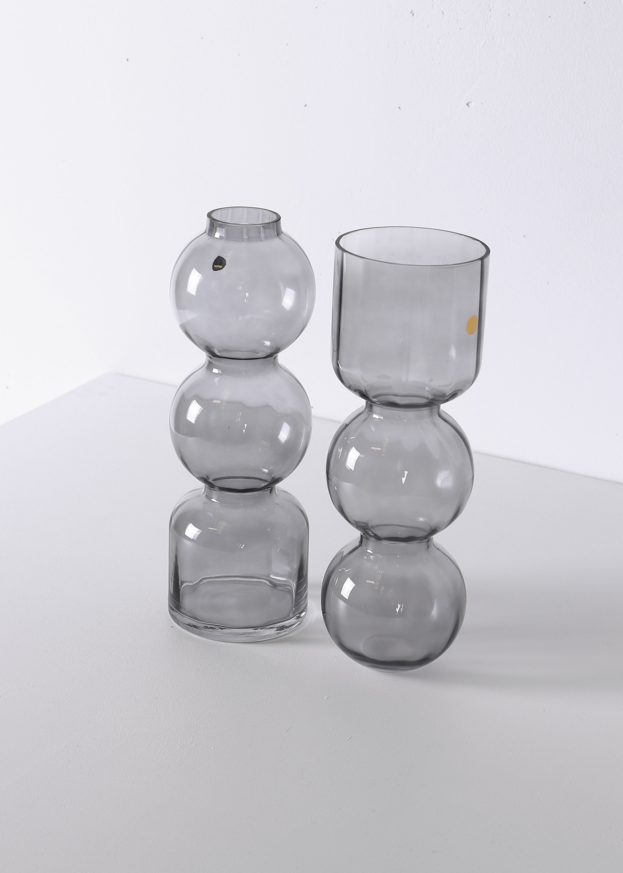 660904, Hubsch Circle Vase