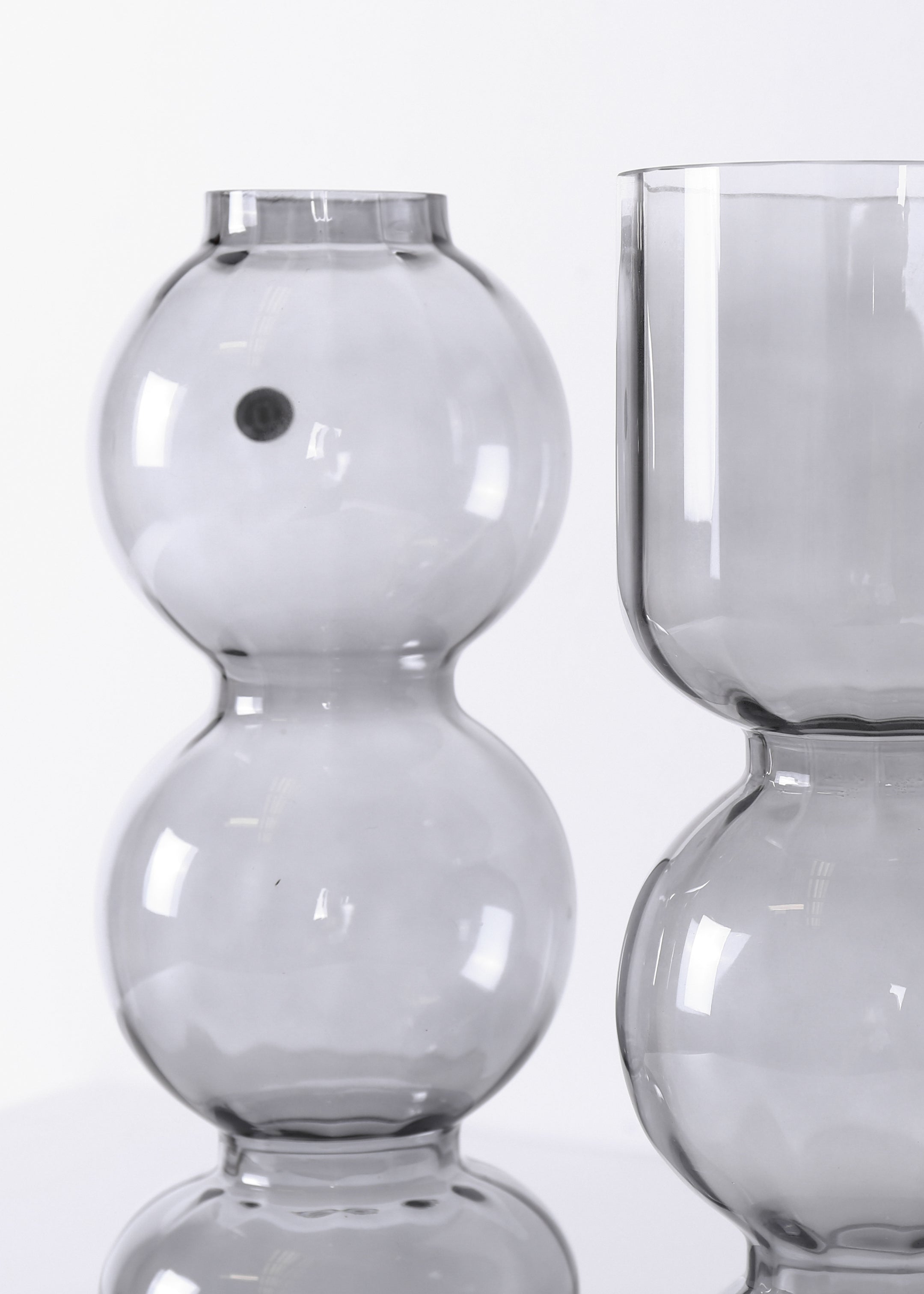 660904, Hubsch Circle Vase