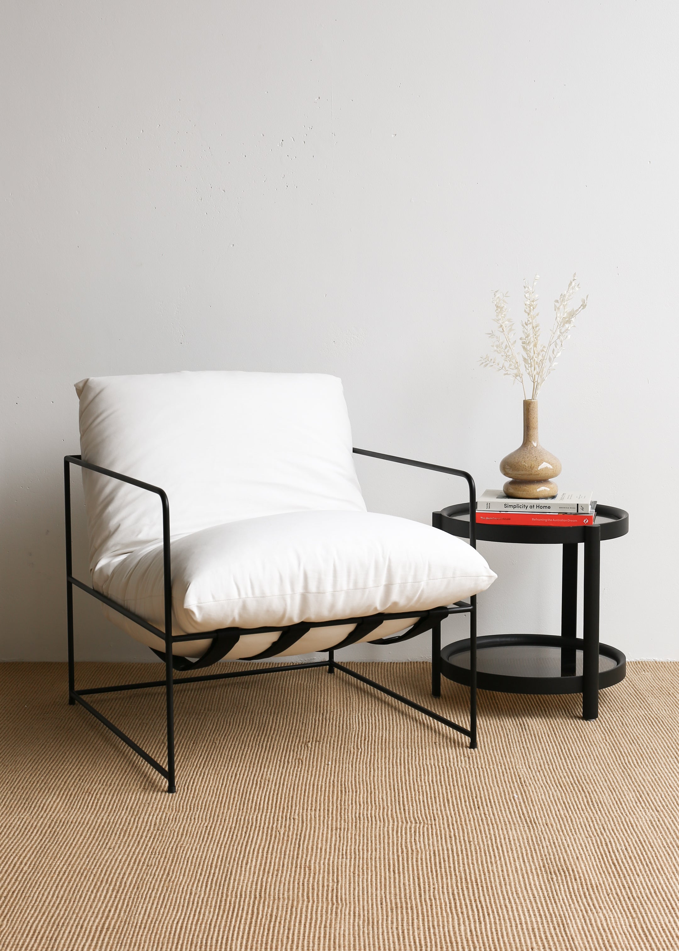 Minnie Occasional Chair / White Linen