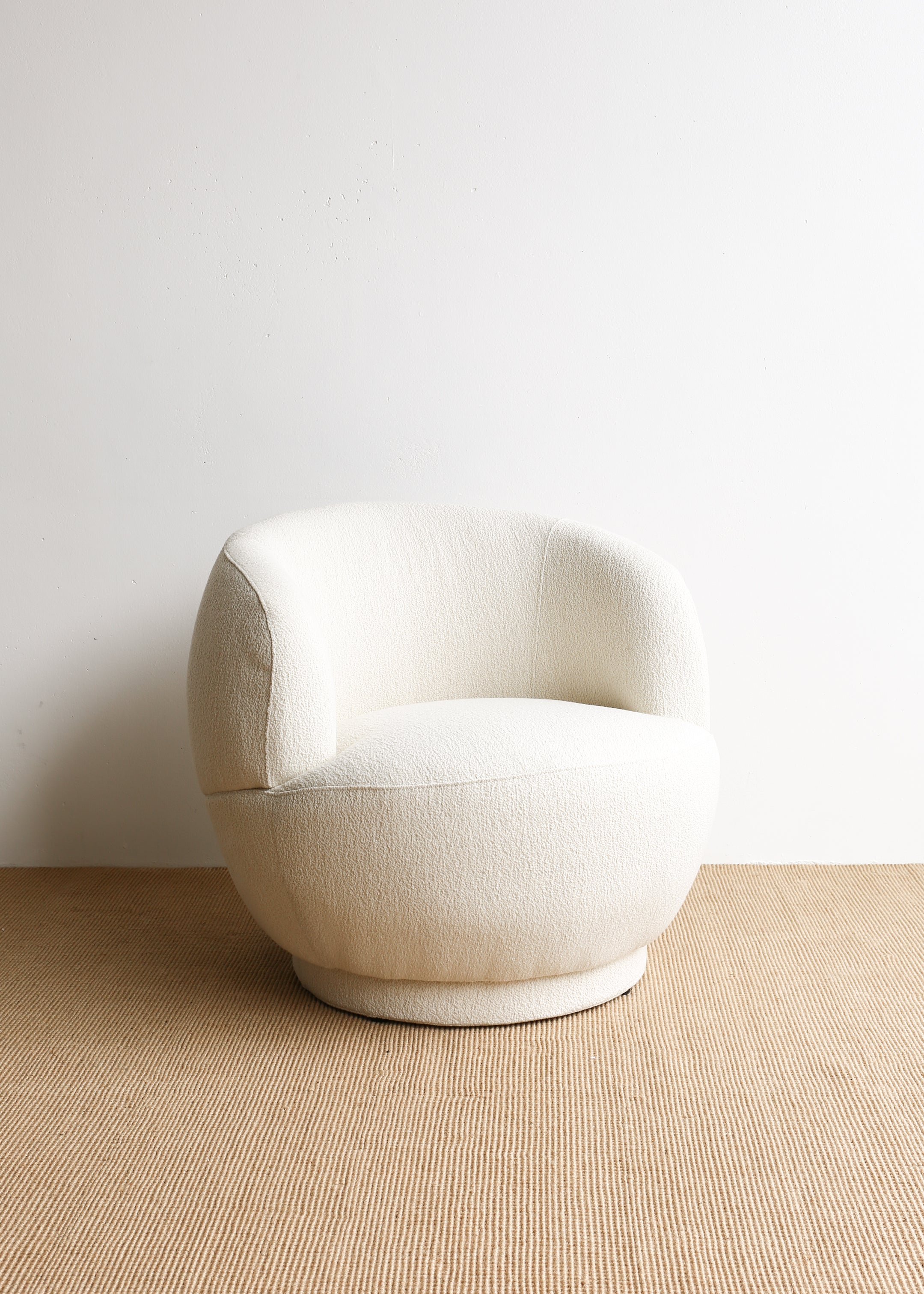 Oslo Occasional Chair / Ivory