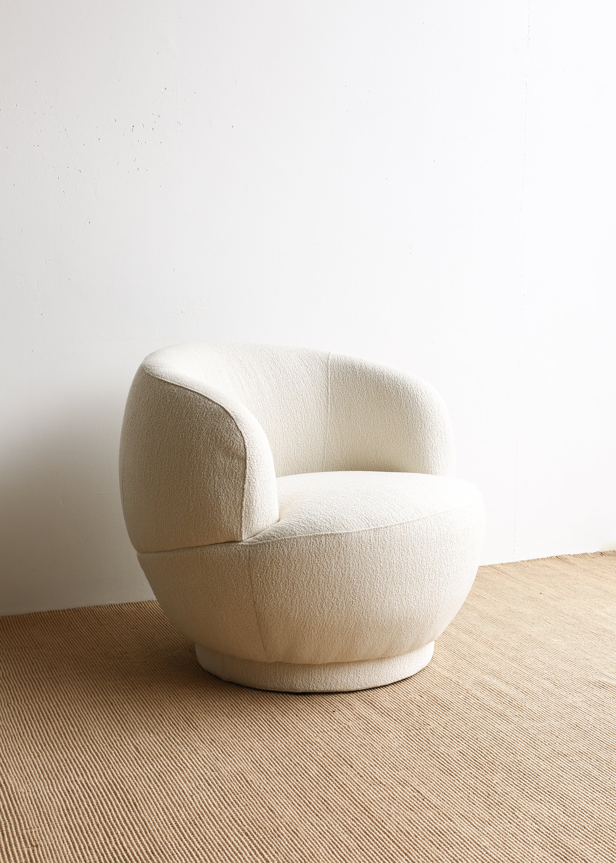 Oslo Occasional Chair / Ivory