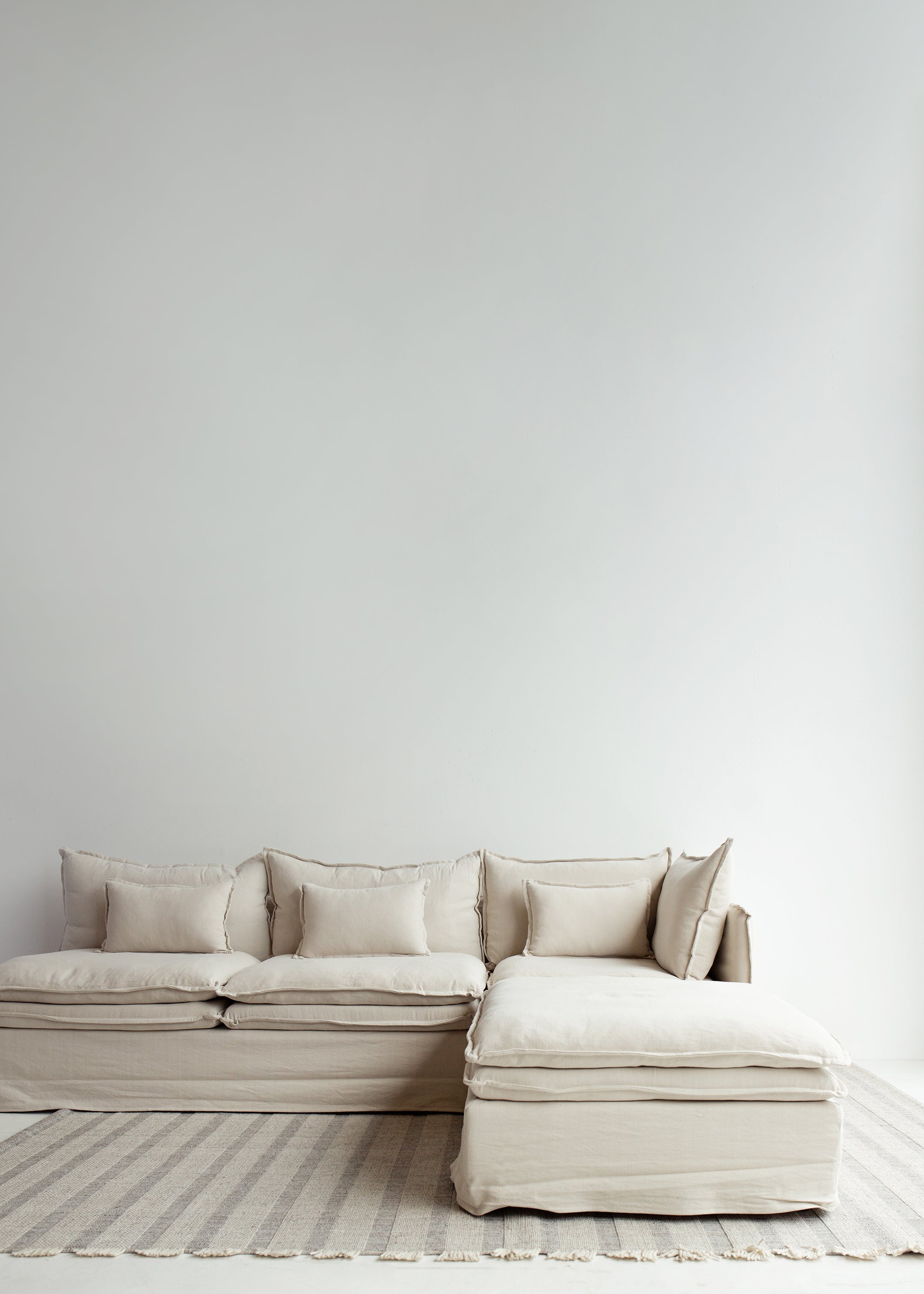 Malta Sectional Corner Right / Natural