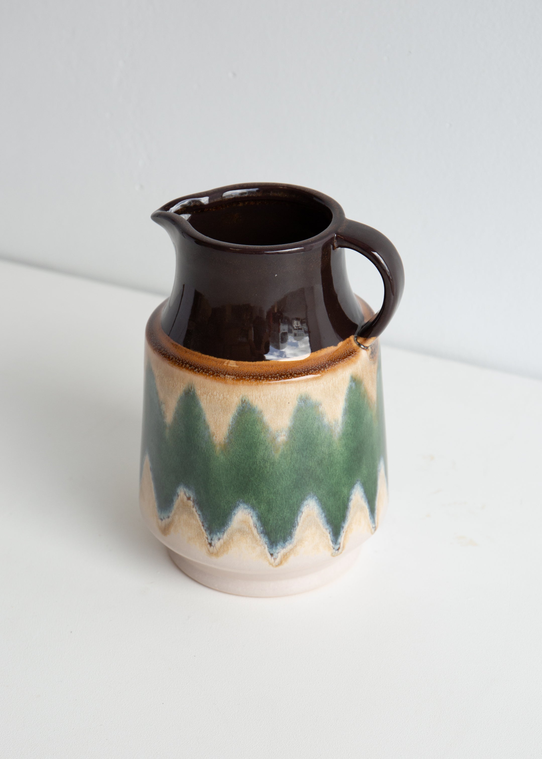 Stoneware Jug / Green Brown Crème