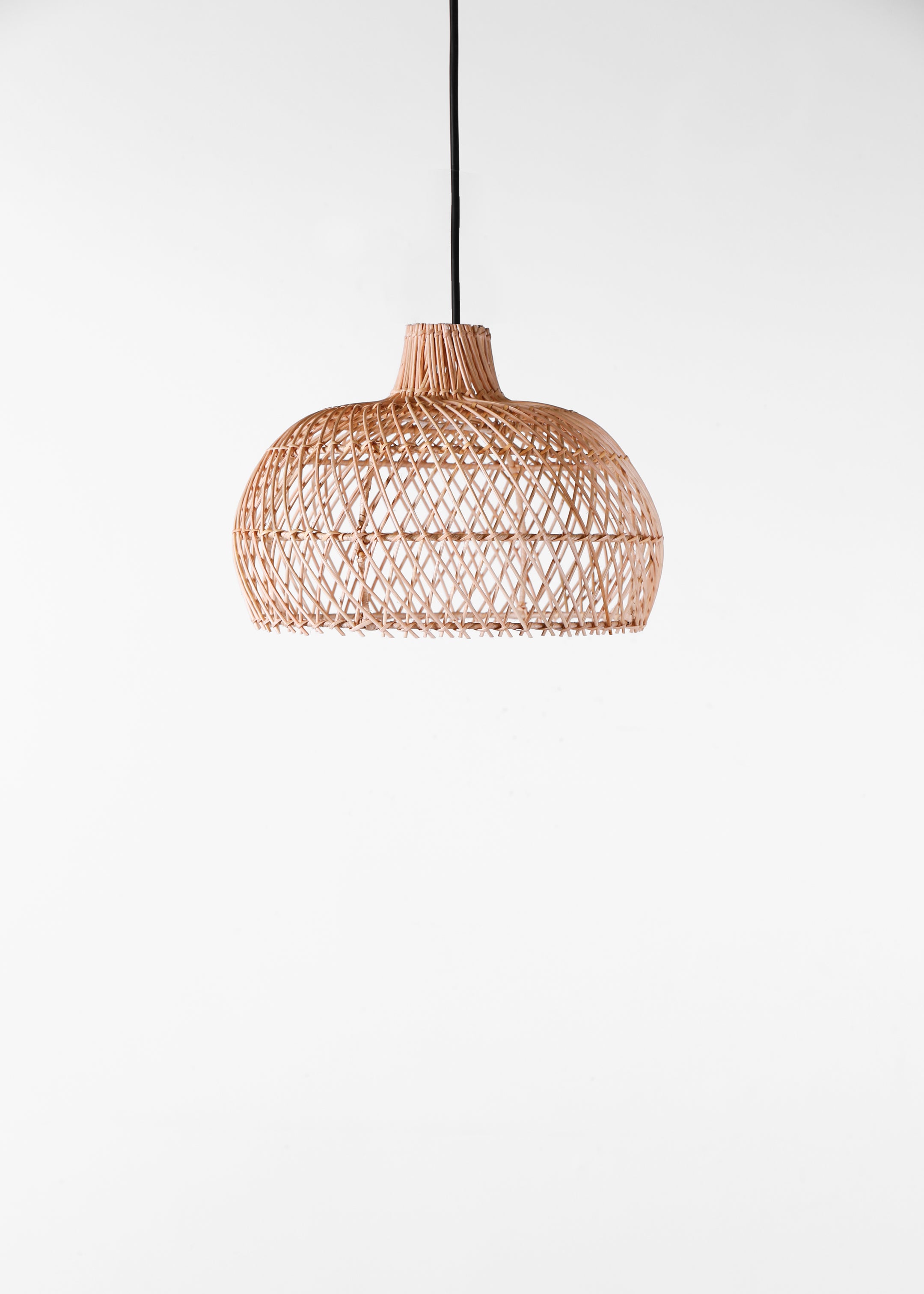 Roundie Pendant Small / Natural