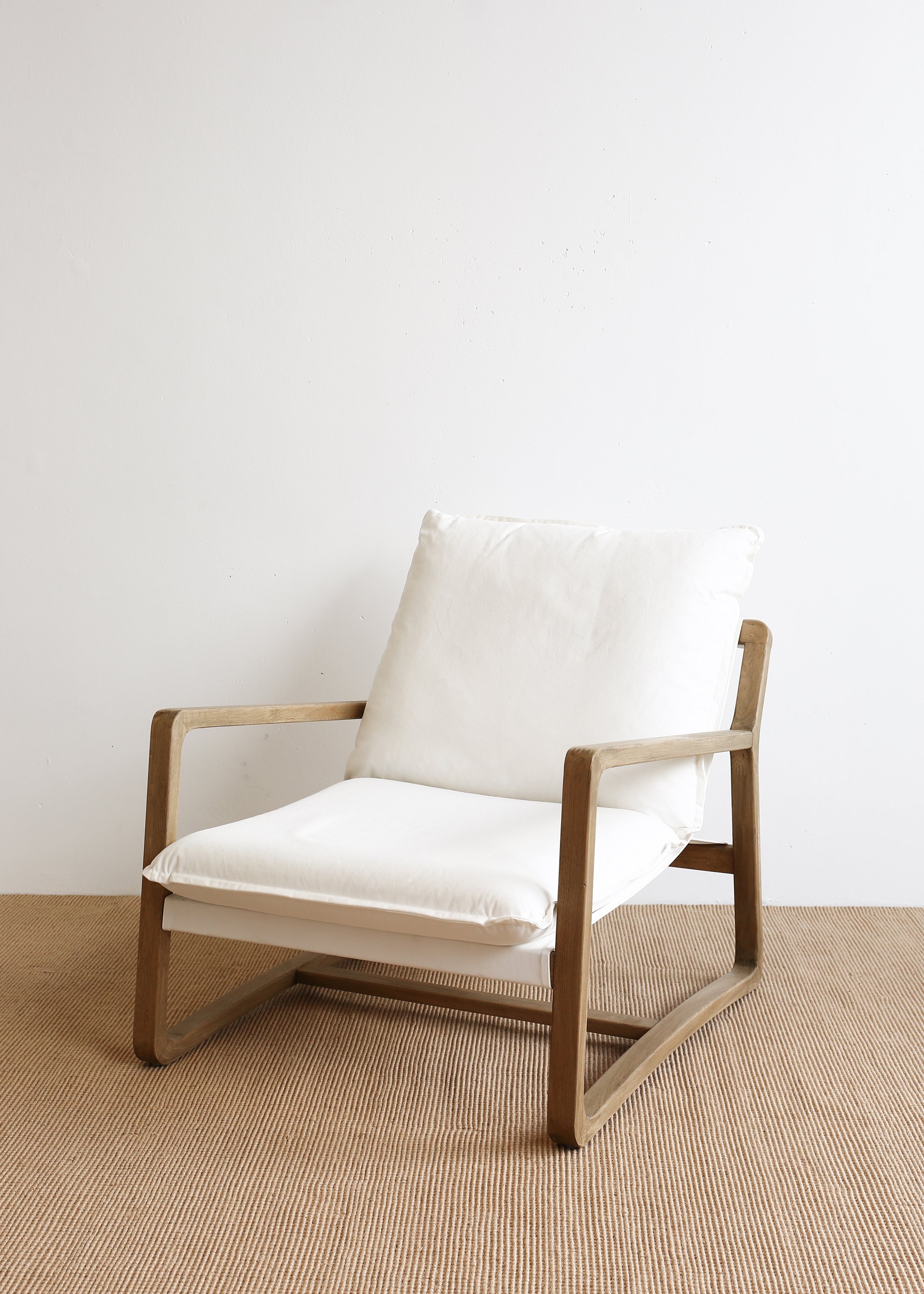Otto Lounge Chair / Ivory