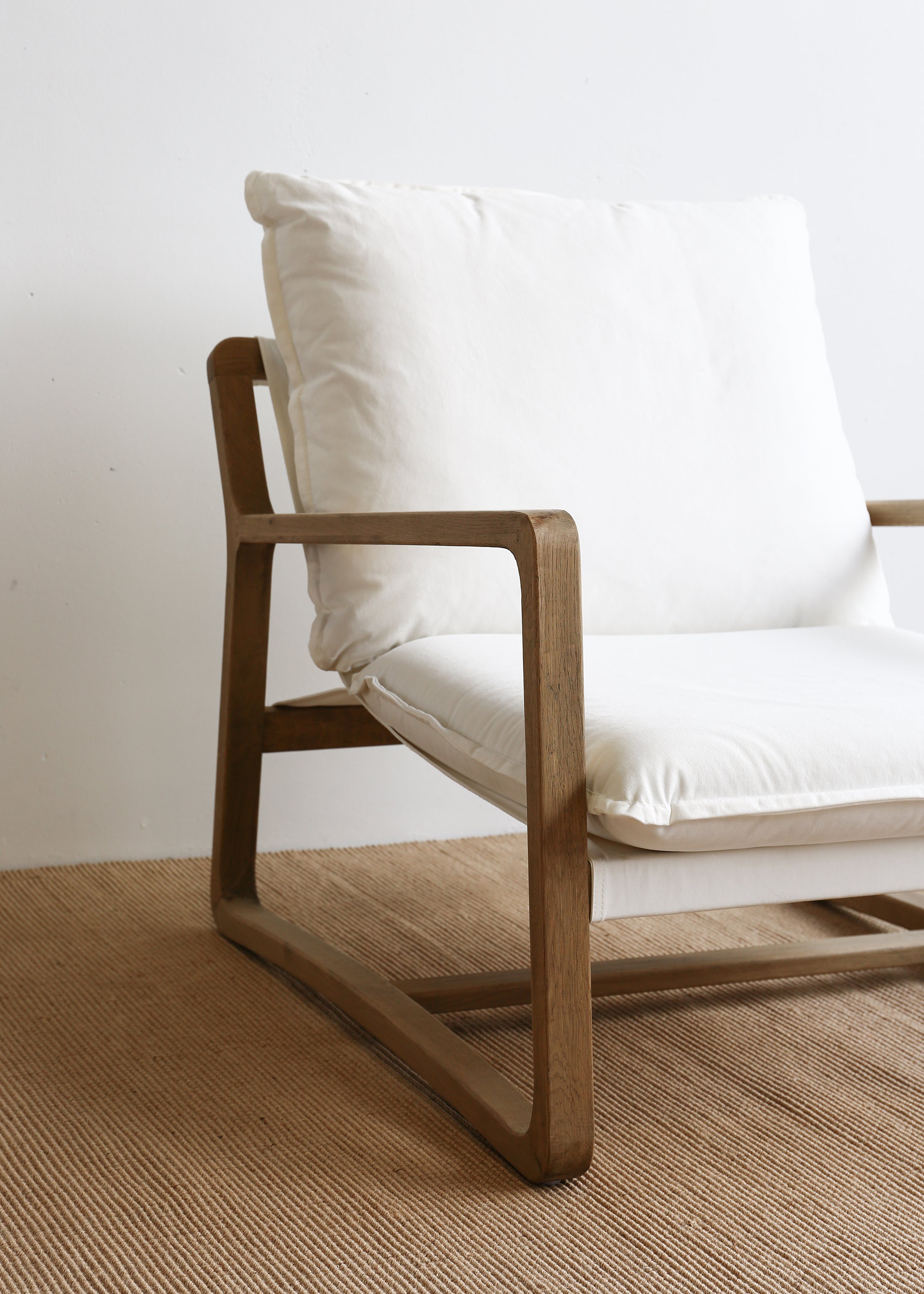 Otto Lounge Chair / Ivory