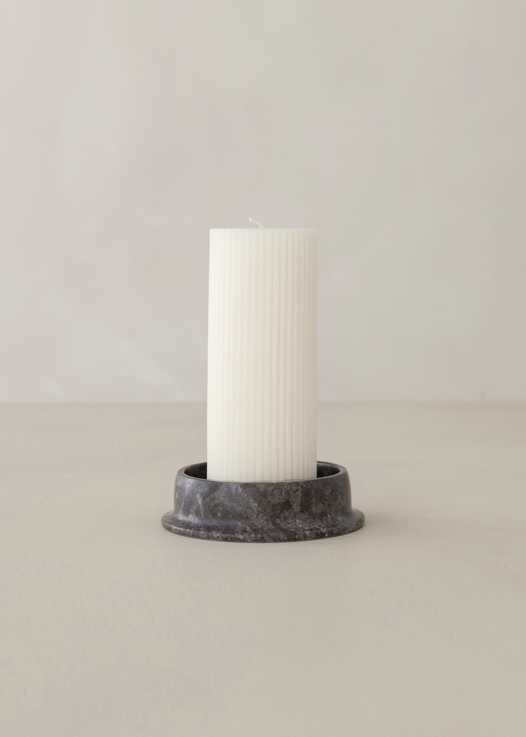 Aki Marble Candle Holder / Black