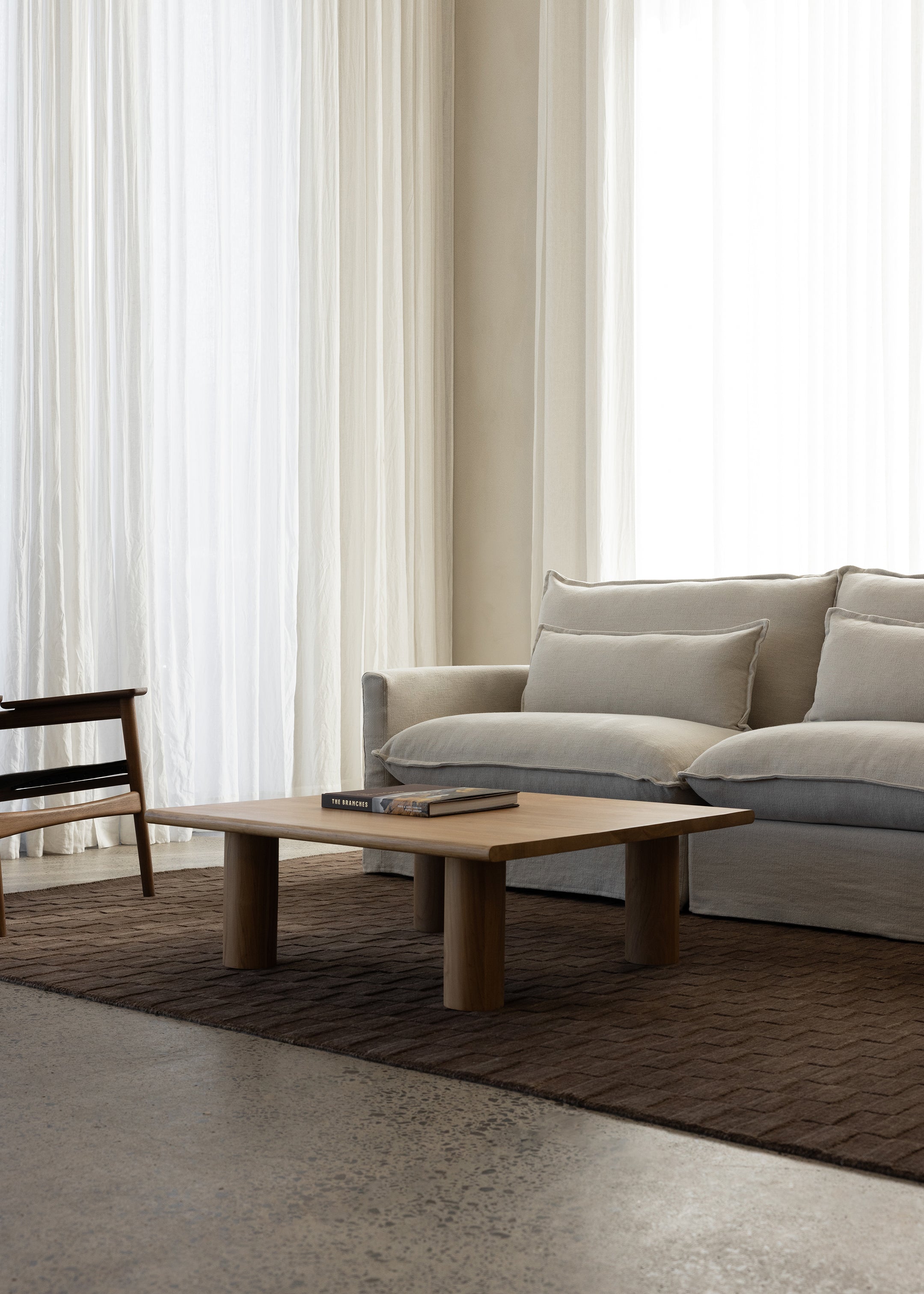 Benny Sectional Sofa / 2-Piece