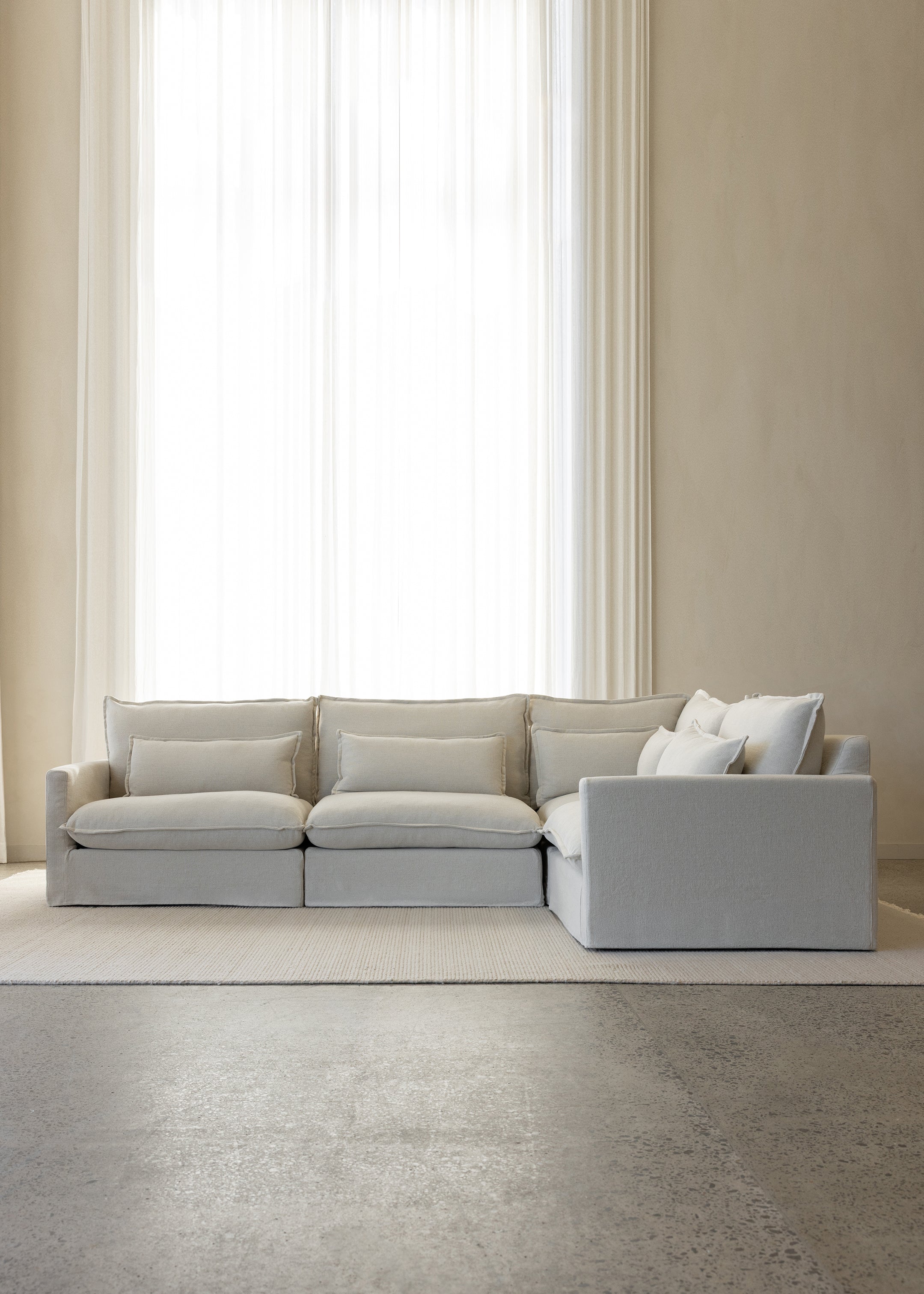 Benny Sectional Sofa / 4-Piece RAF