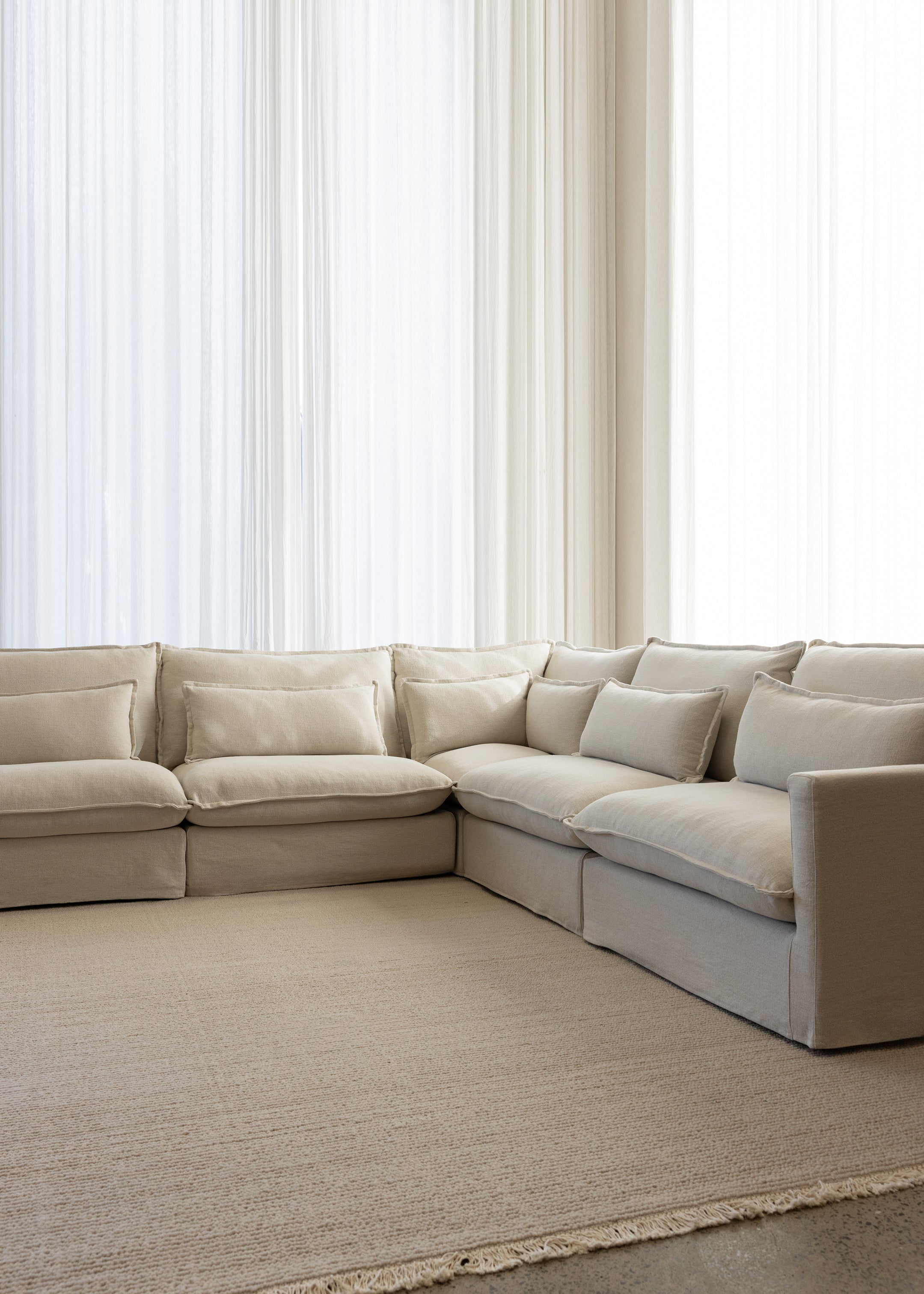 Benny Sectional Sofa / 5-Piece Corner