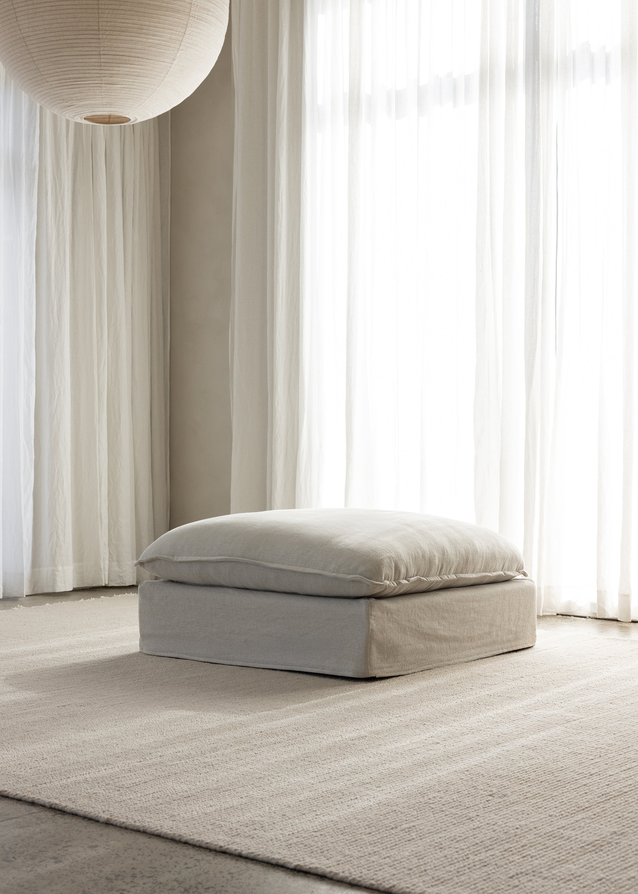 Benny Ottoman / Natural
