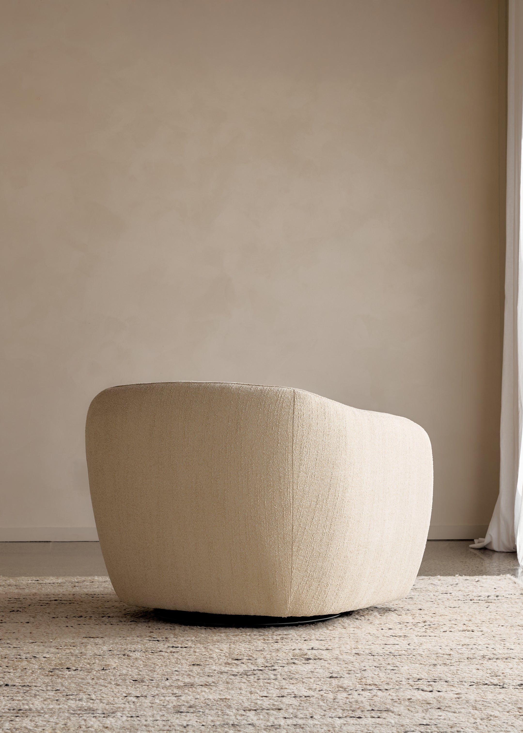 Blake Armchair / Natural