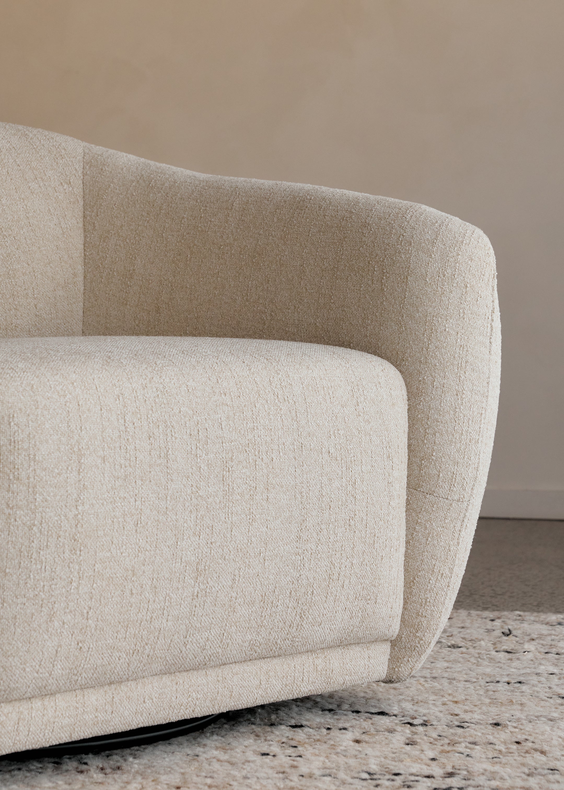 Blake Armchair / Natural
