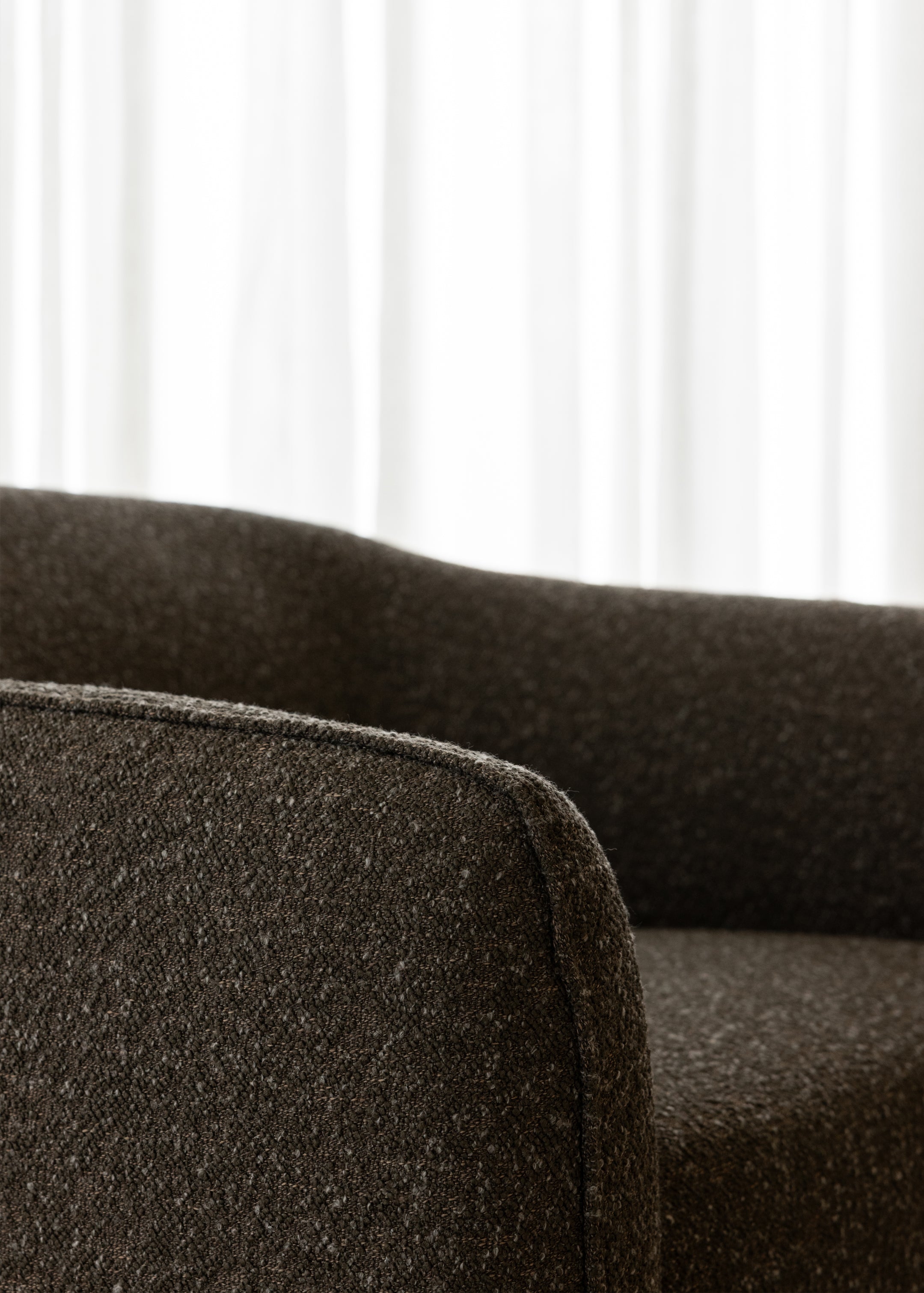 Blake Swivel Armchair / Moss