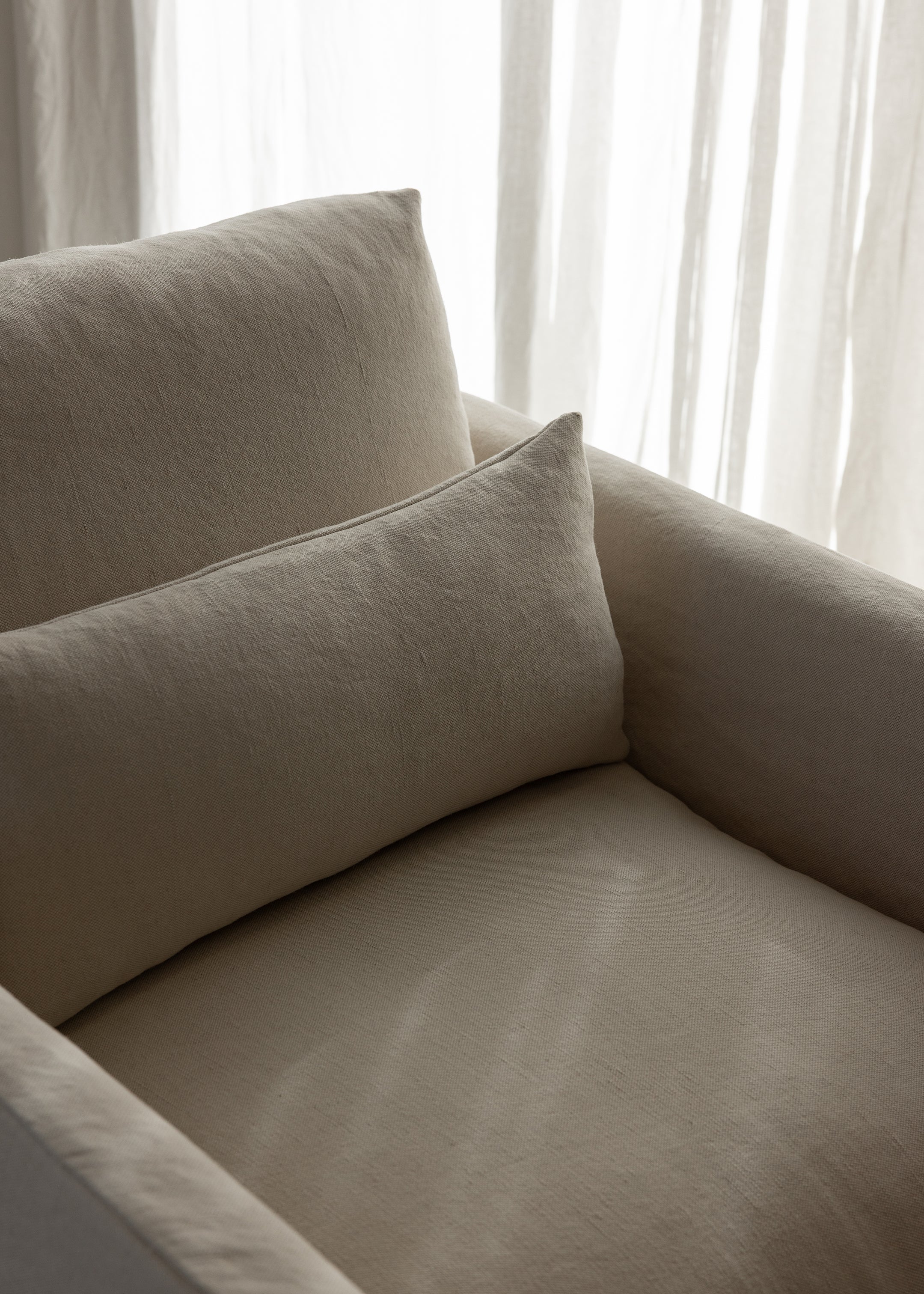 Celine Armchair / Natural