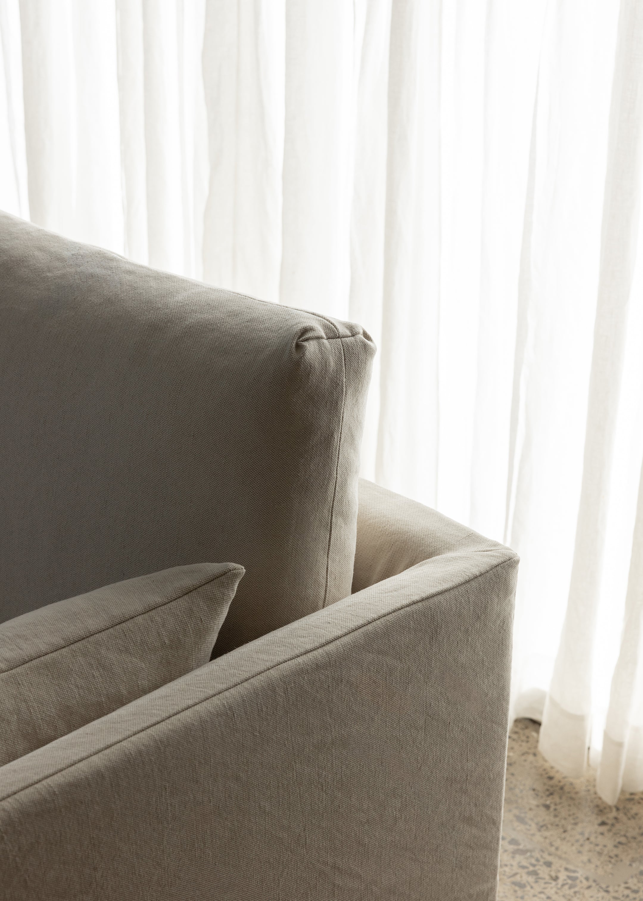 Celine Sofa / 2 Seater