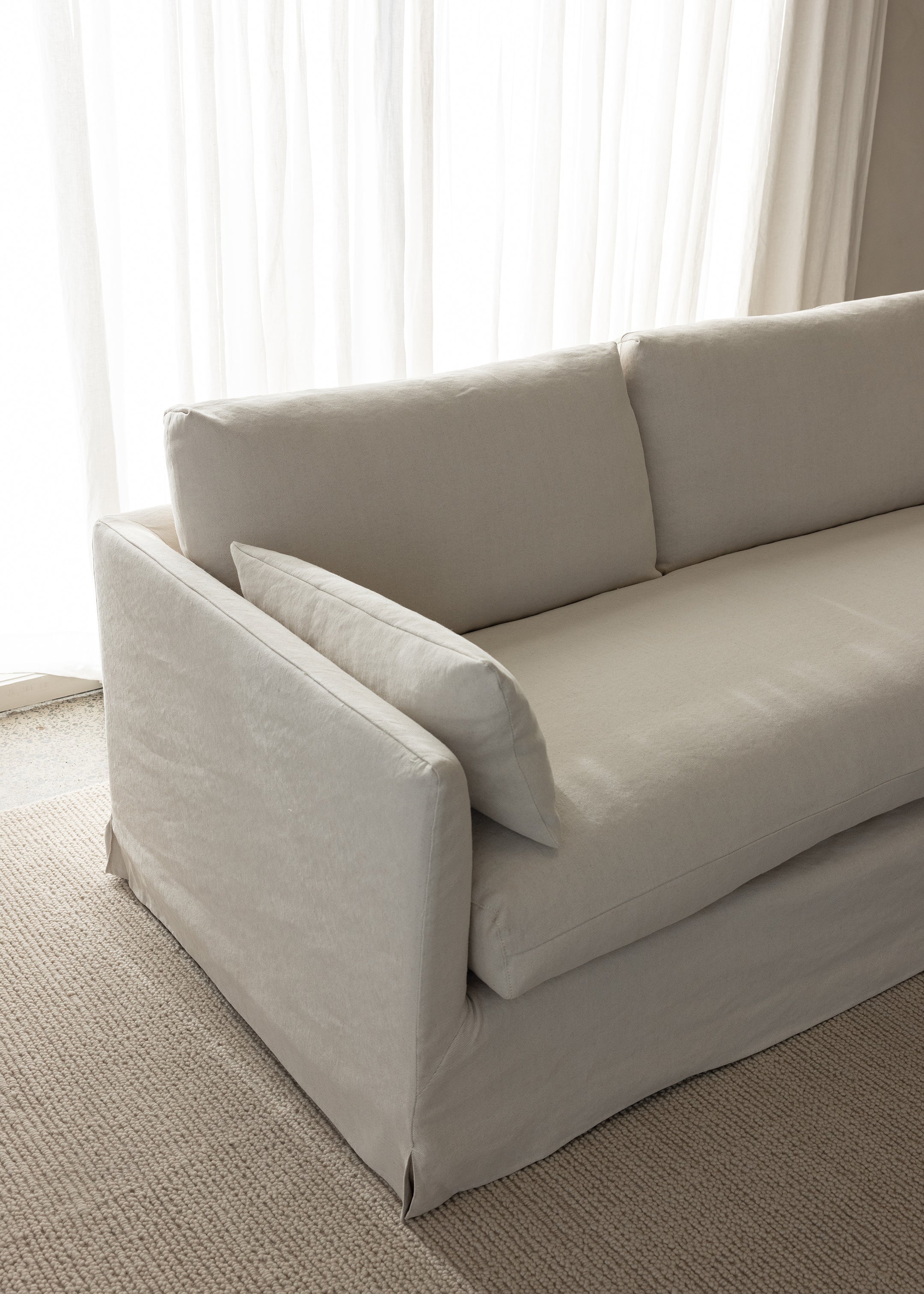 Celine Sofa / 3 Seater