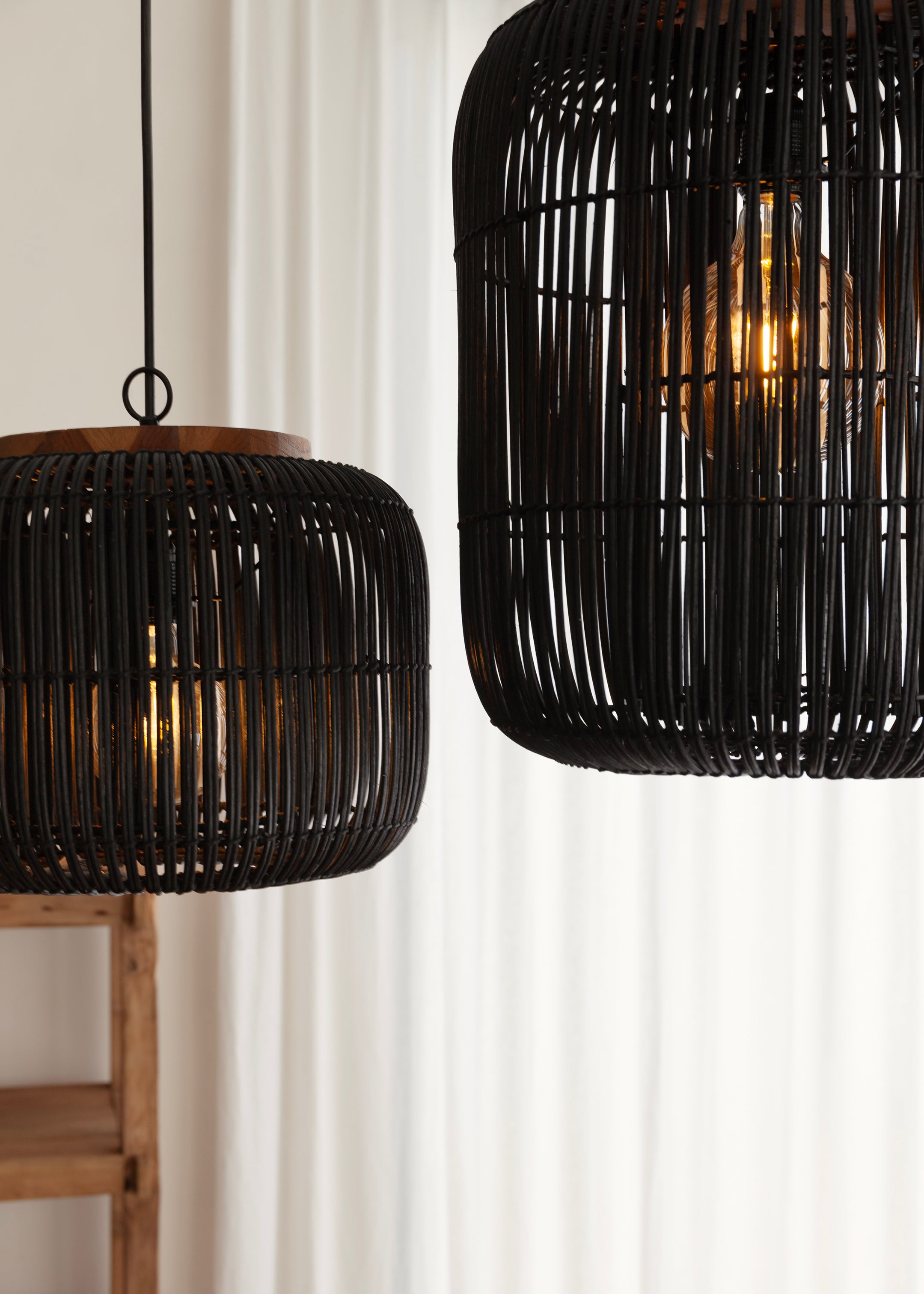 Ebba Pendant / Black