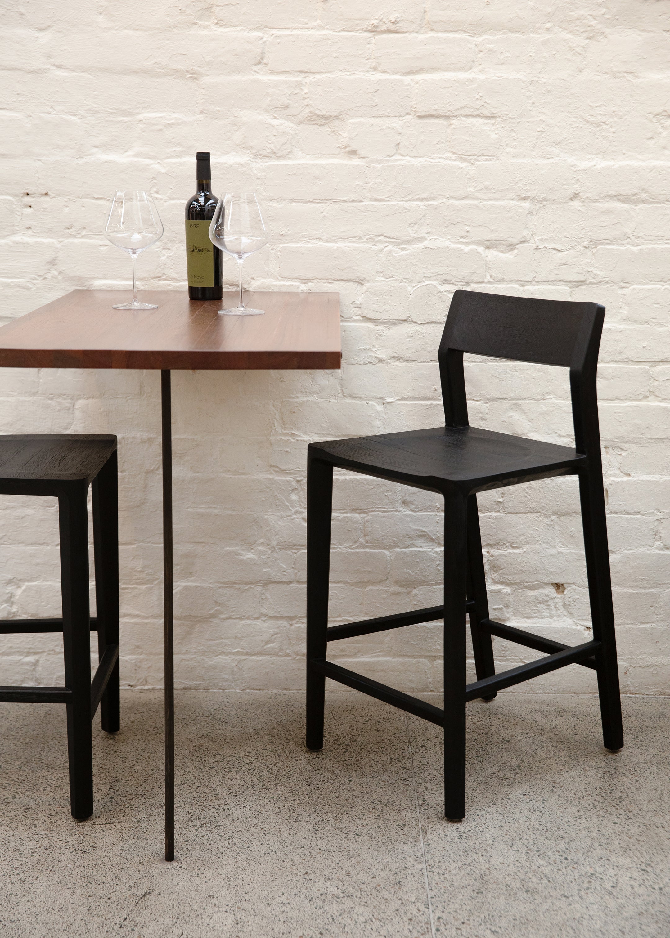Glide Luxe Stool / Black