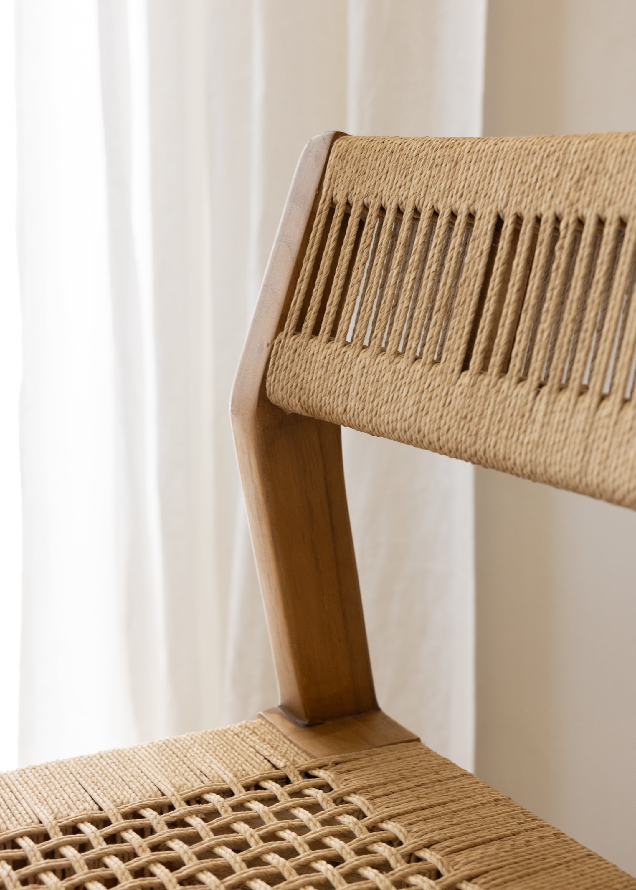 Glide Luxe Bar Stool / Natural Loom