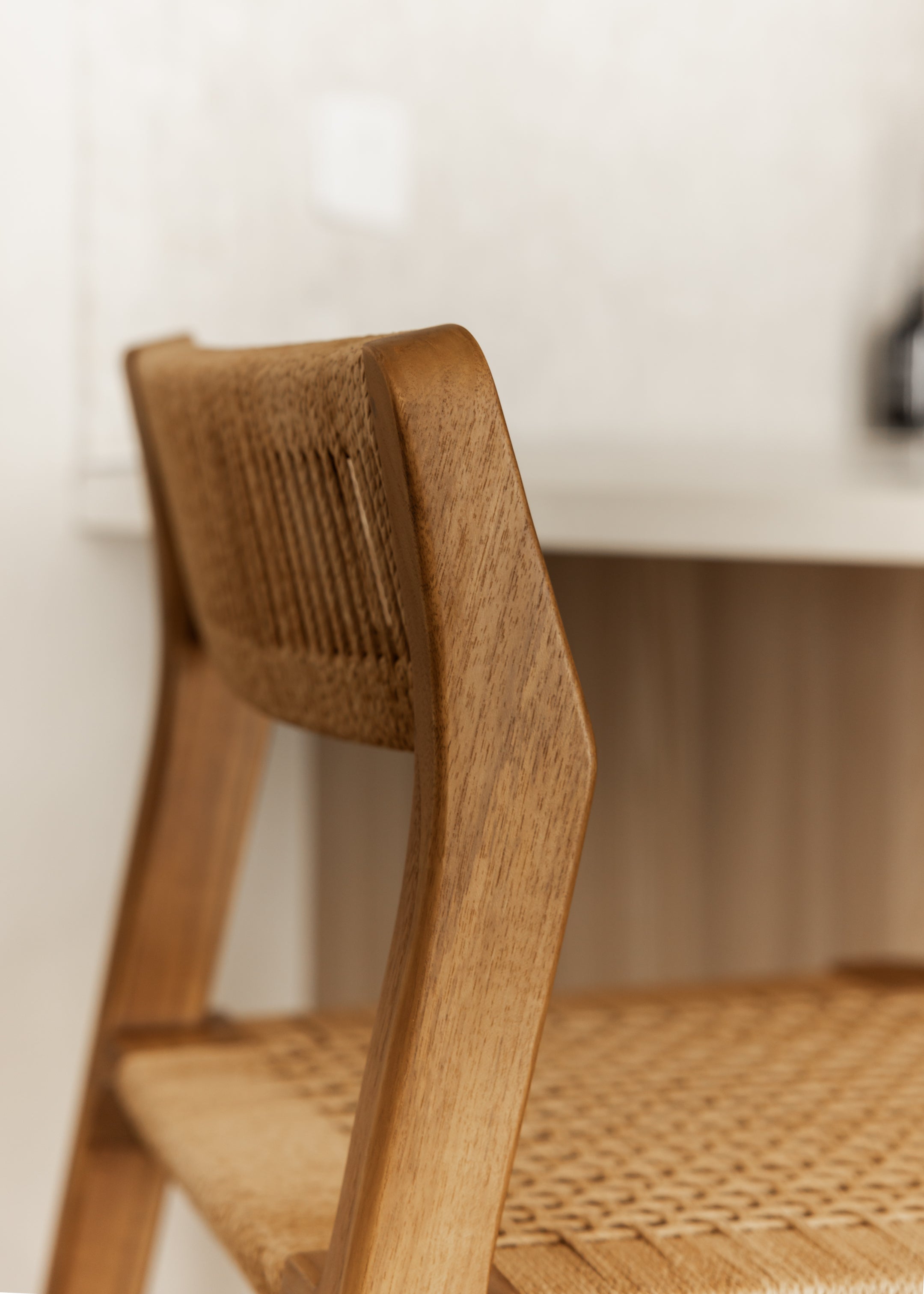 Glide Luxe Bar Stool / Natural Loom