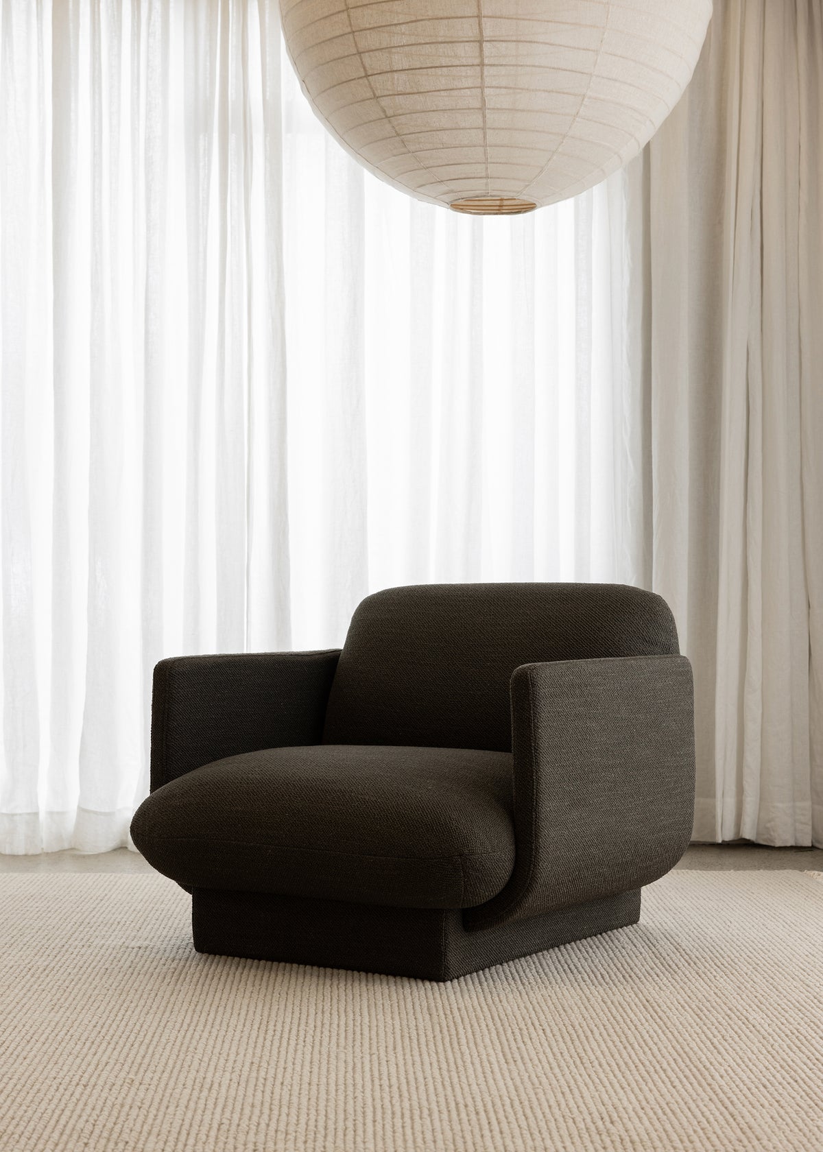 Ivy Armchair / Dark Olive