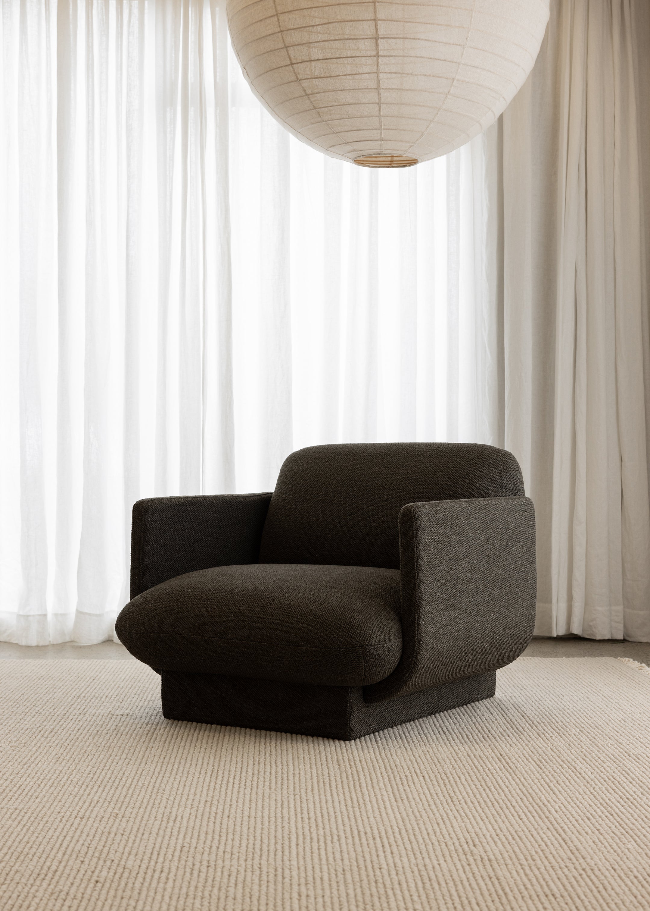 Ivy Armchair / Dark Olive