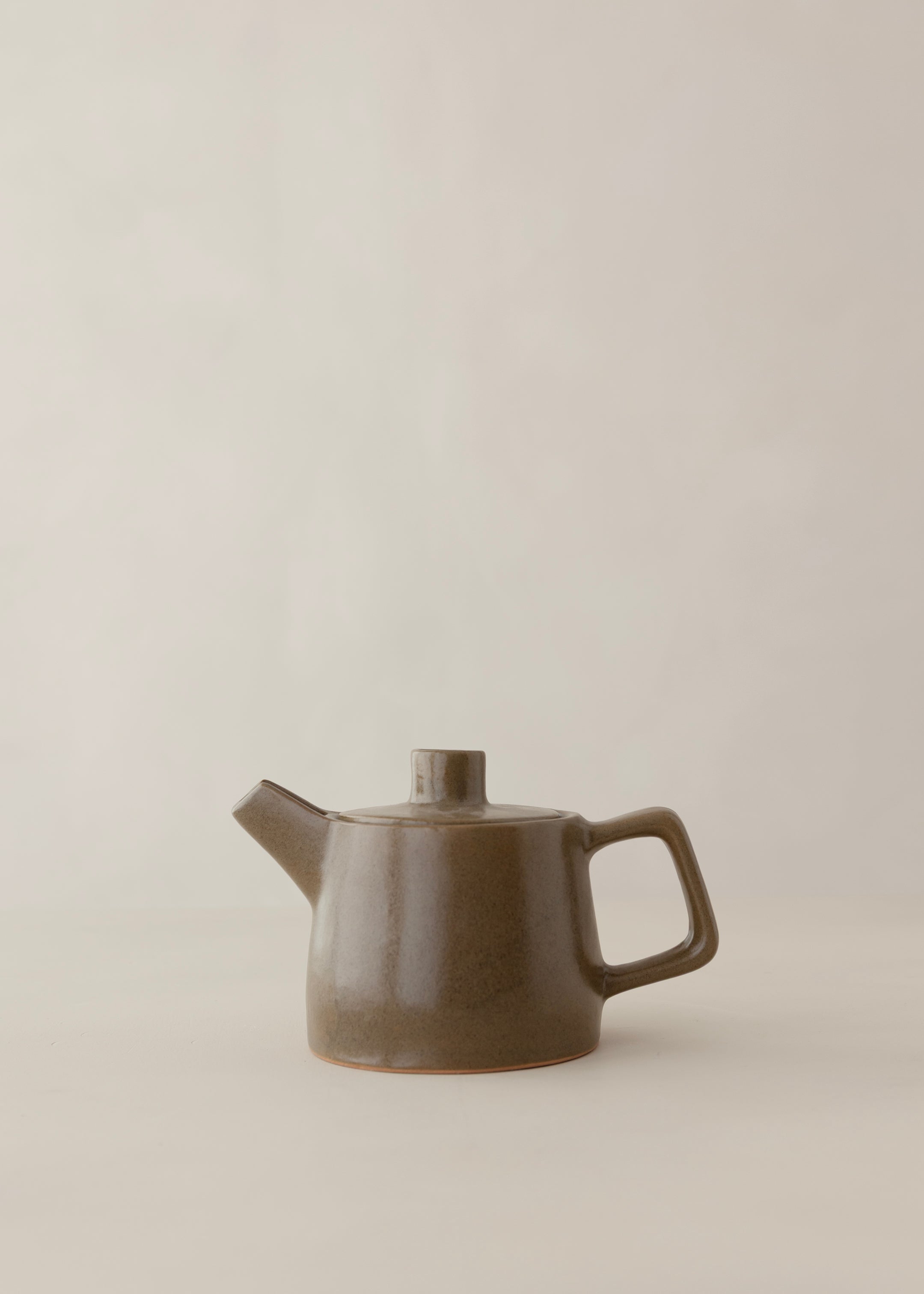 Jiwa Tea Pot / Olive