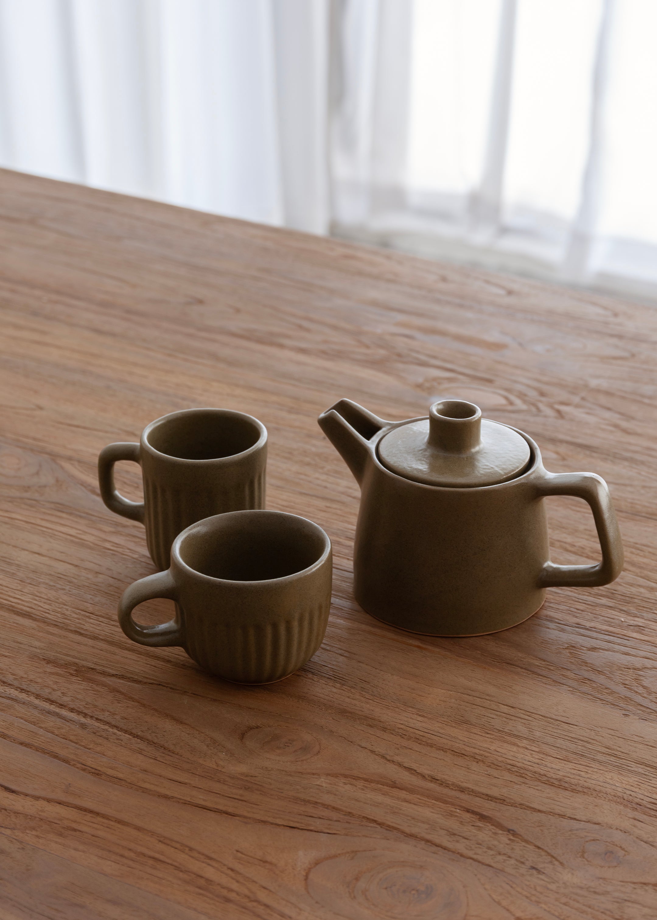 Jiwa Tea Pot / Olive