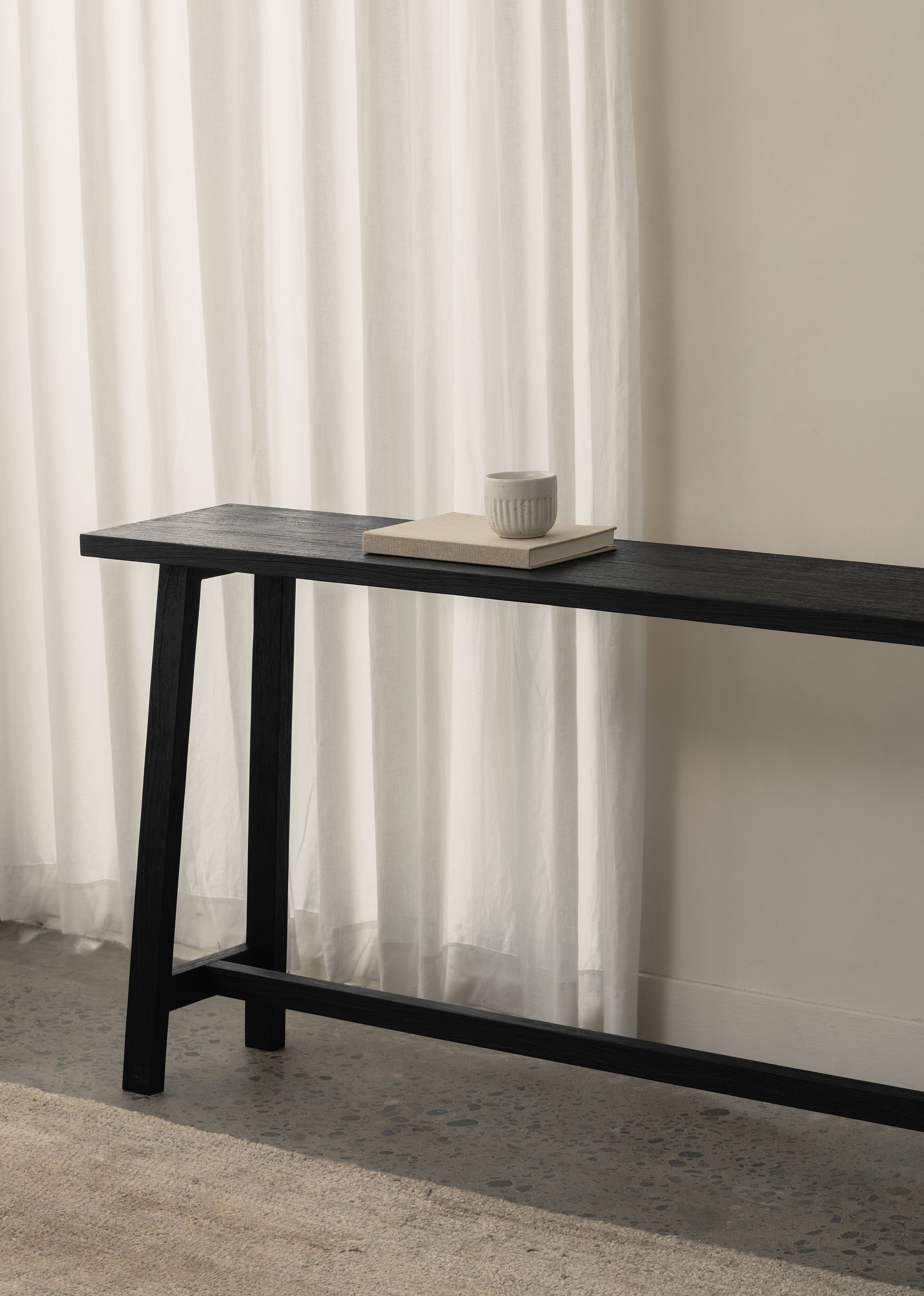 Jenna Console / Black