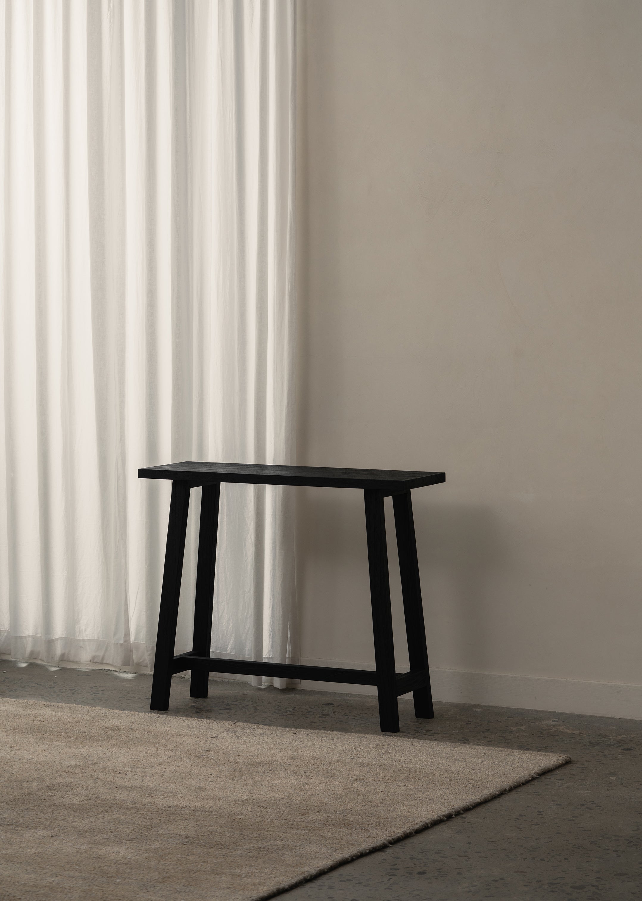 Jenna Console / Black